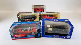 A COLLECTION OF 5 MODEL VEHICLES TO INCLUDE REVELL 1:18 FORD MODEL T-TOURING,