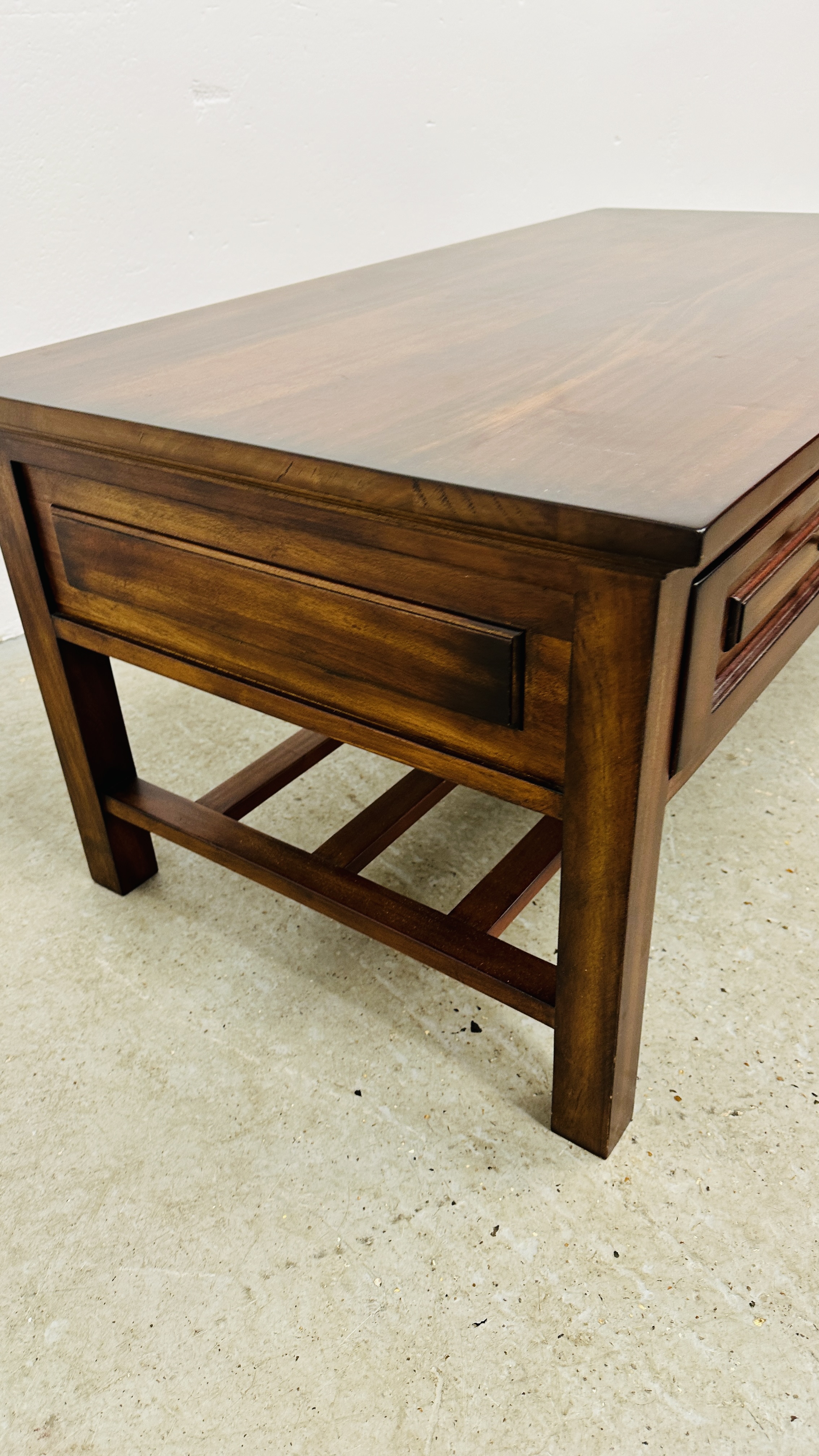 A DARK WOOD TWO DRAWER RECTANGULAR COFFEE TABLE - 110CM X 60CM. - Image 8 of 9