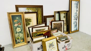 AN EXTENSIVE GROUP OF FRAMED PICTURES AND PRINTS TO INCLUDE ORIGINAL PORTRAITS AND FRAMED