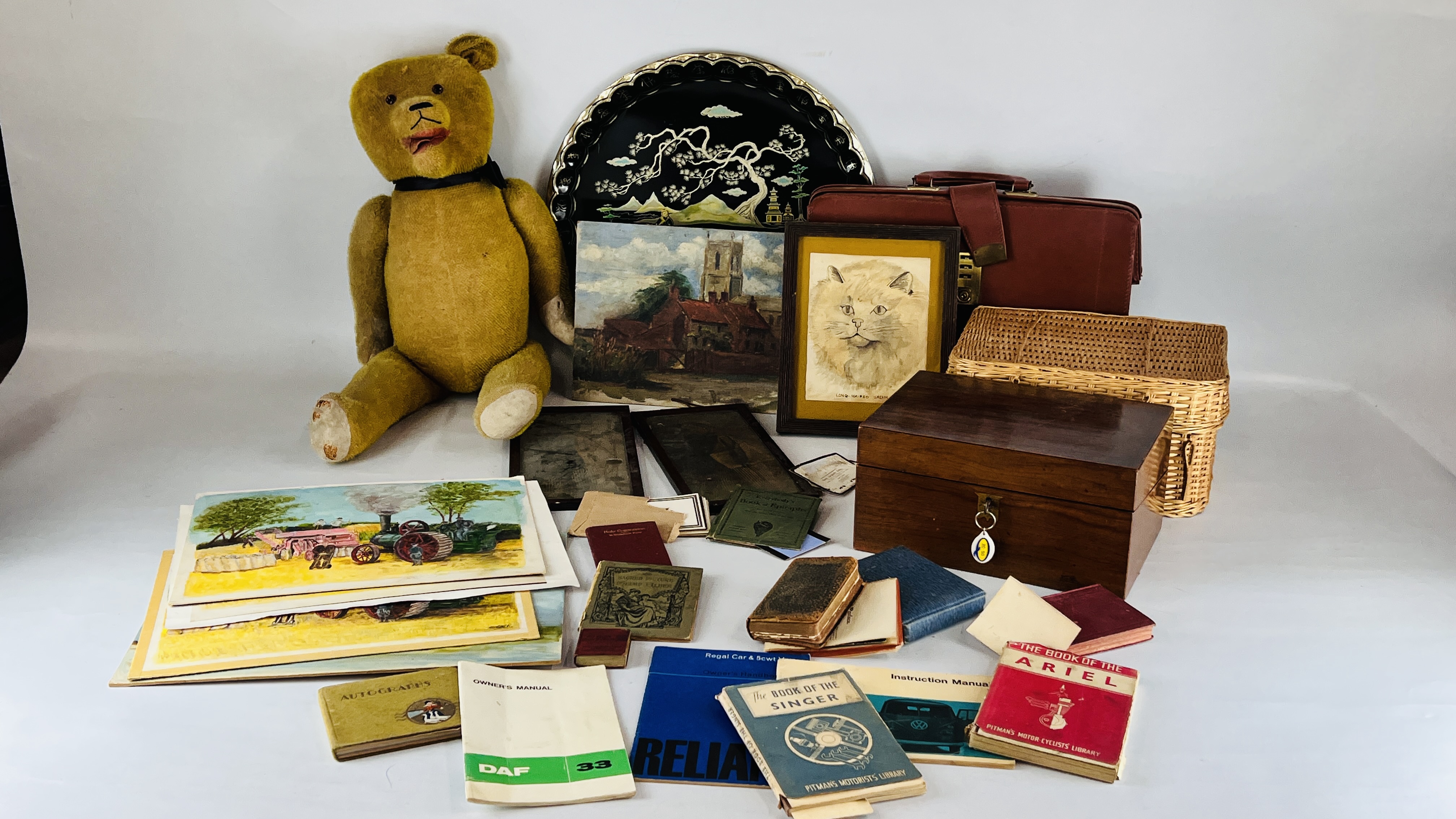 A BOX OF COLLECTABLES TO INCLUDE A VINTAGE MAHOGANY WRITING SLOPE,