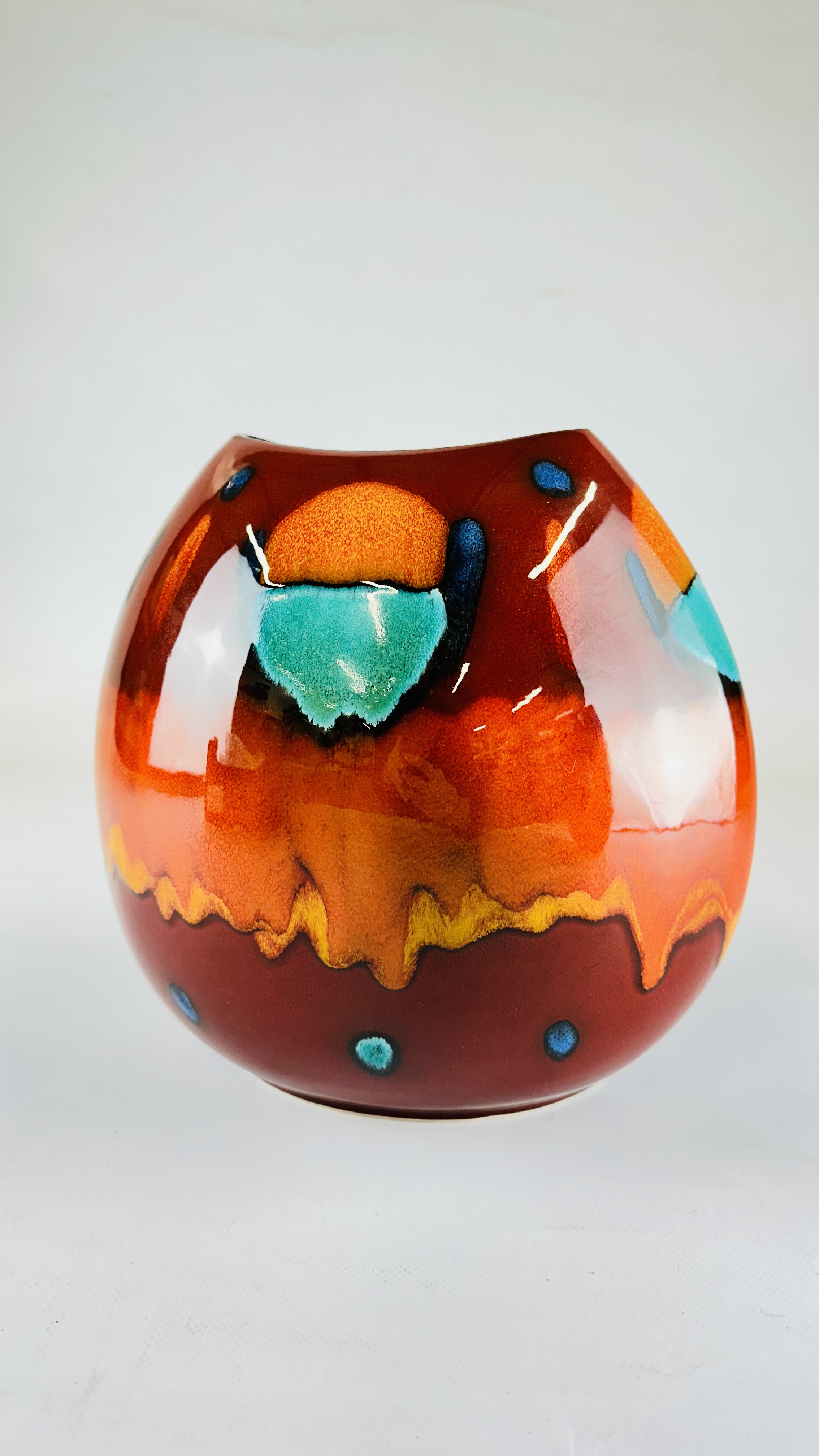 A POOLE POTTERY "LIVING GLAZE" VOLCANO VASE - H 26CM. - Image 4 of 5