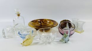 COLLECTION OF ART GLASS TO INCLUDE CAITHNESS, FISH, BOWLS, DECANTERS ETC.
