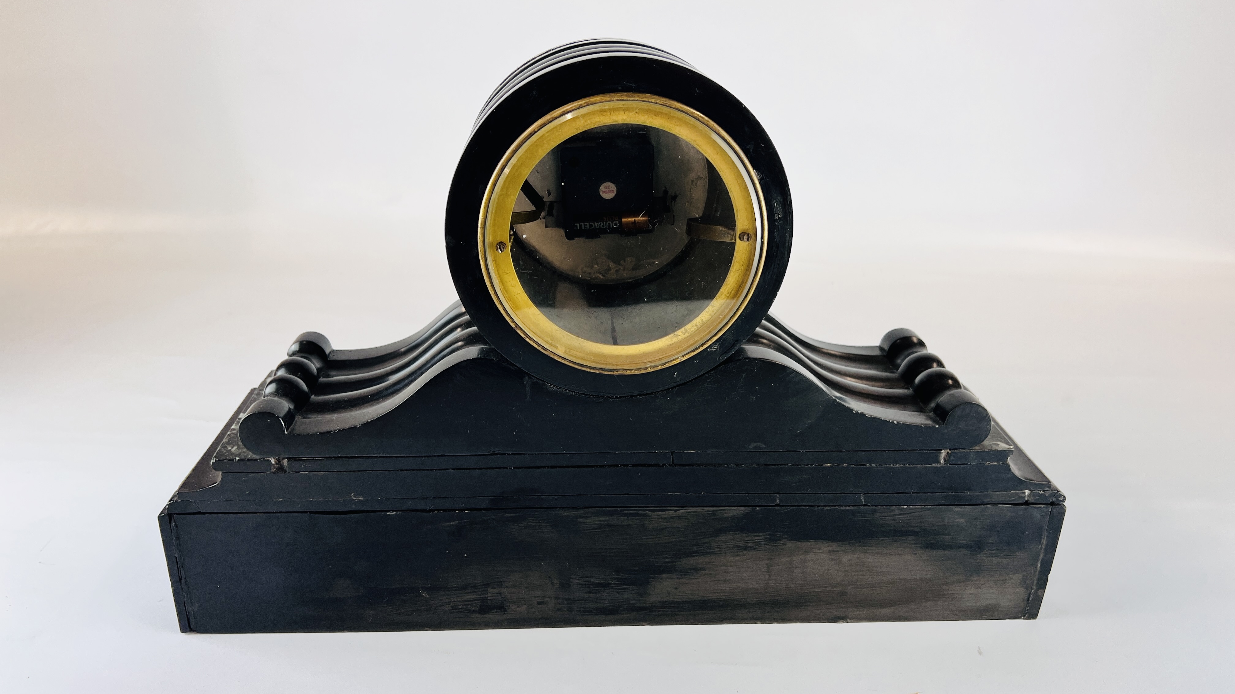 A VINTAGE STYLE SLATE AND MARBLE MANTEL CLOCK MARKED "COMITTI" - W 50 X D 14.5 X H 31.5CM. - Image 4 of 6