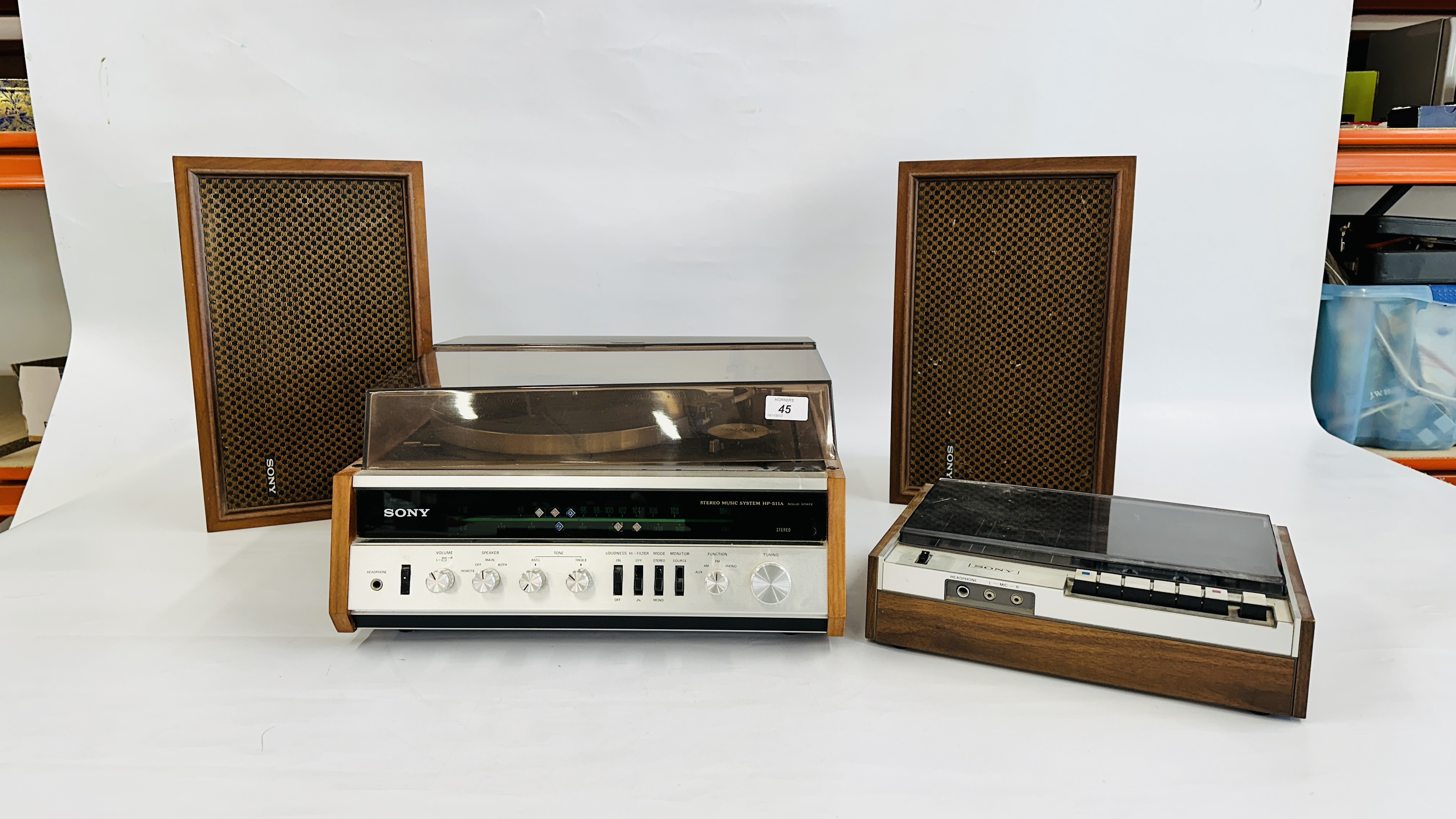 RETRO SONY STEREO MUSIC SYSTEM MODEL HP-511A COMPLETE WITH SONY SS-510 SPEAKER SYSTEM AND SONY