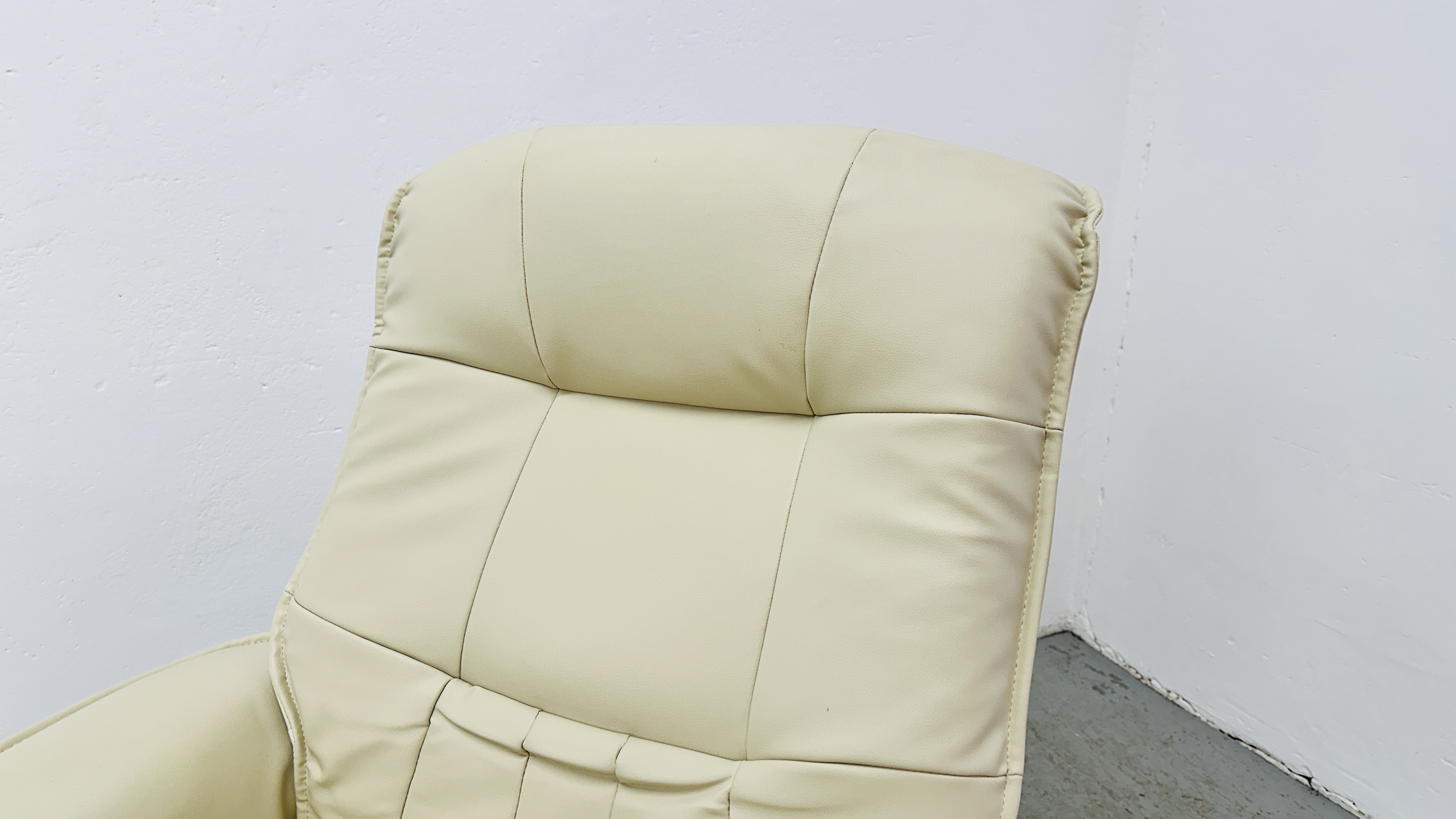 A MODERN CREAM FAUX LEATHER RECLINING RELAXER CHAIR AND FOOTSTOOL. - Image 3 of 12