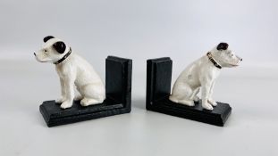 (R) NIPPER DOG BOOKENDS