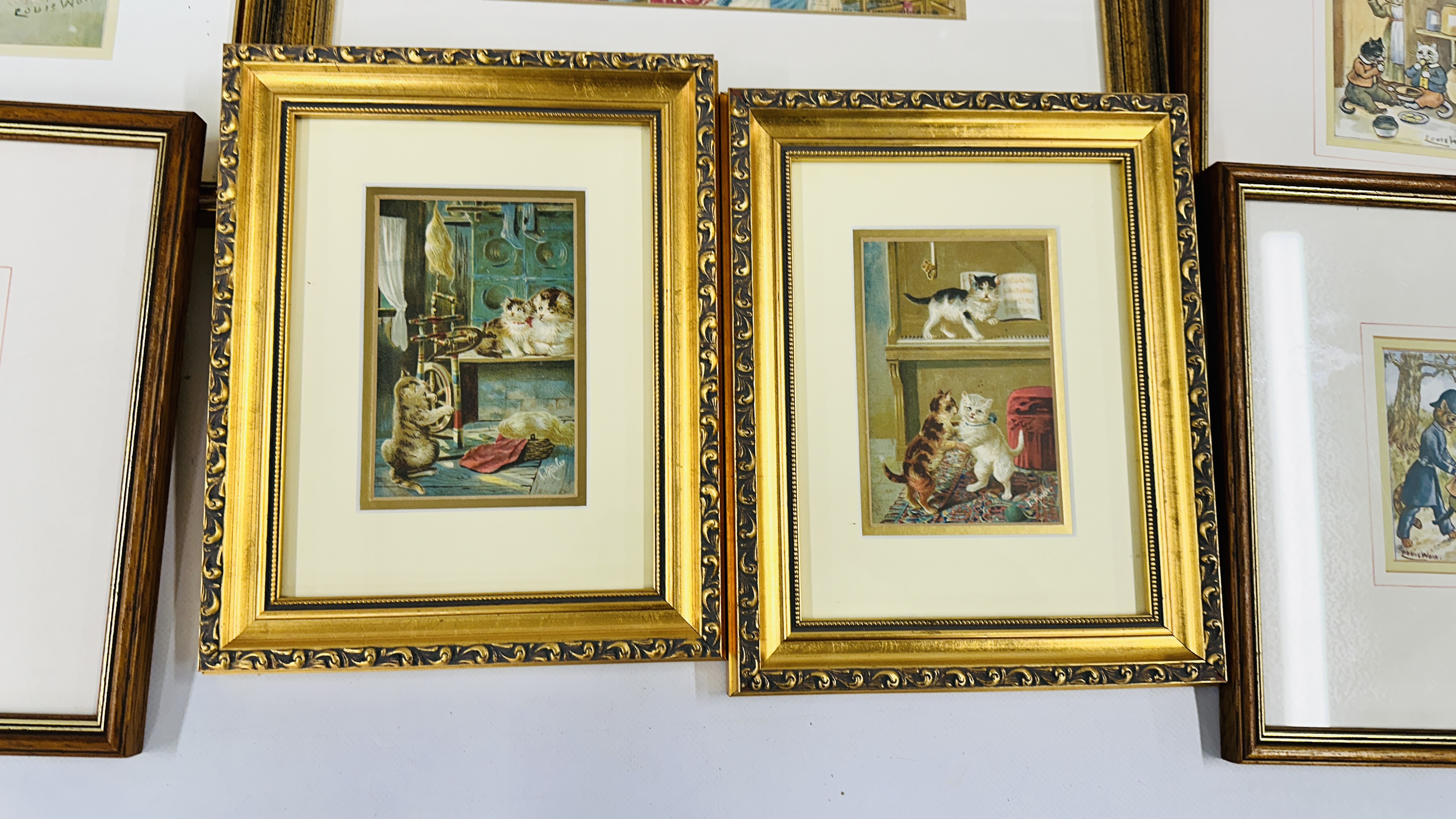 A GROUP OF 9 FRAMED CAT PRINTS TO INCLUDE 6 REPRODUCTION LOUIS WAIN EXAMPLES ETC. - Image 3 of 6