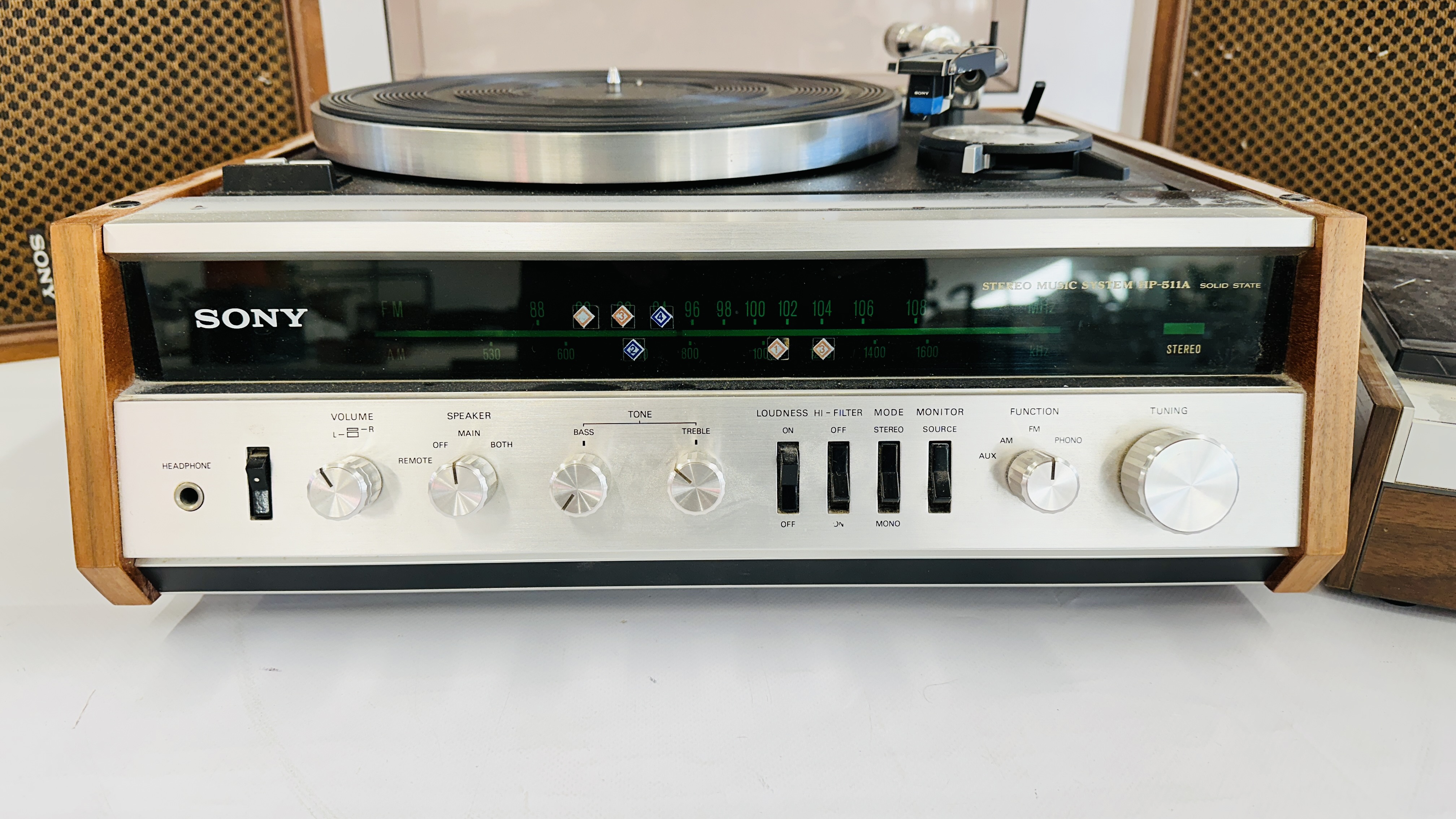 RETRO SONY STEREO MUSIC SYSTEM MODEL HP-511A COMPLETE WITH SONY SS-510 SPEAKER SYSTEM AND SONY - Image 9 of 9