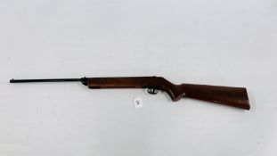 VINTAGE ORIGINAL MODEL 22 .177 AIR RIFLE (NO POSTAGE OR PACKING) - SOLD AS SEEN.
