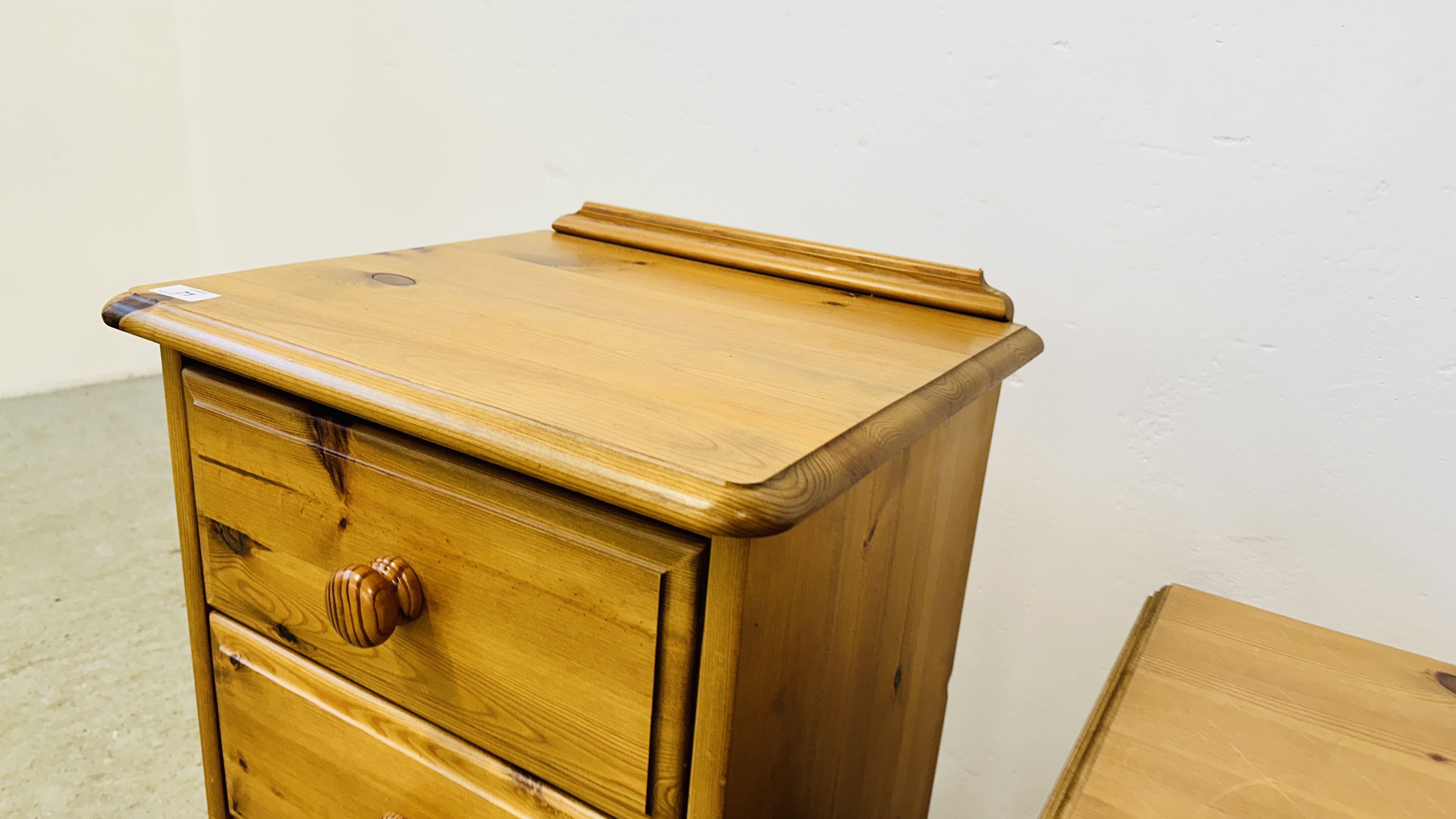 A HONEY PINE 3 DRAWER BEDSIDE CHEST ALONG WITH A FURTHER WAXED PINE EXAMPLE. - Image 4 of 7