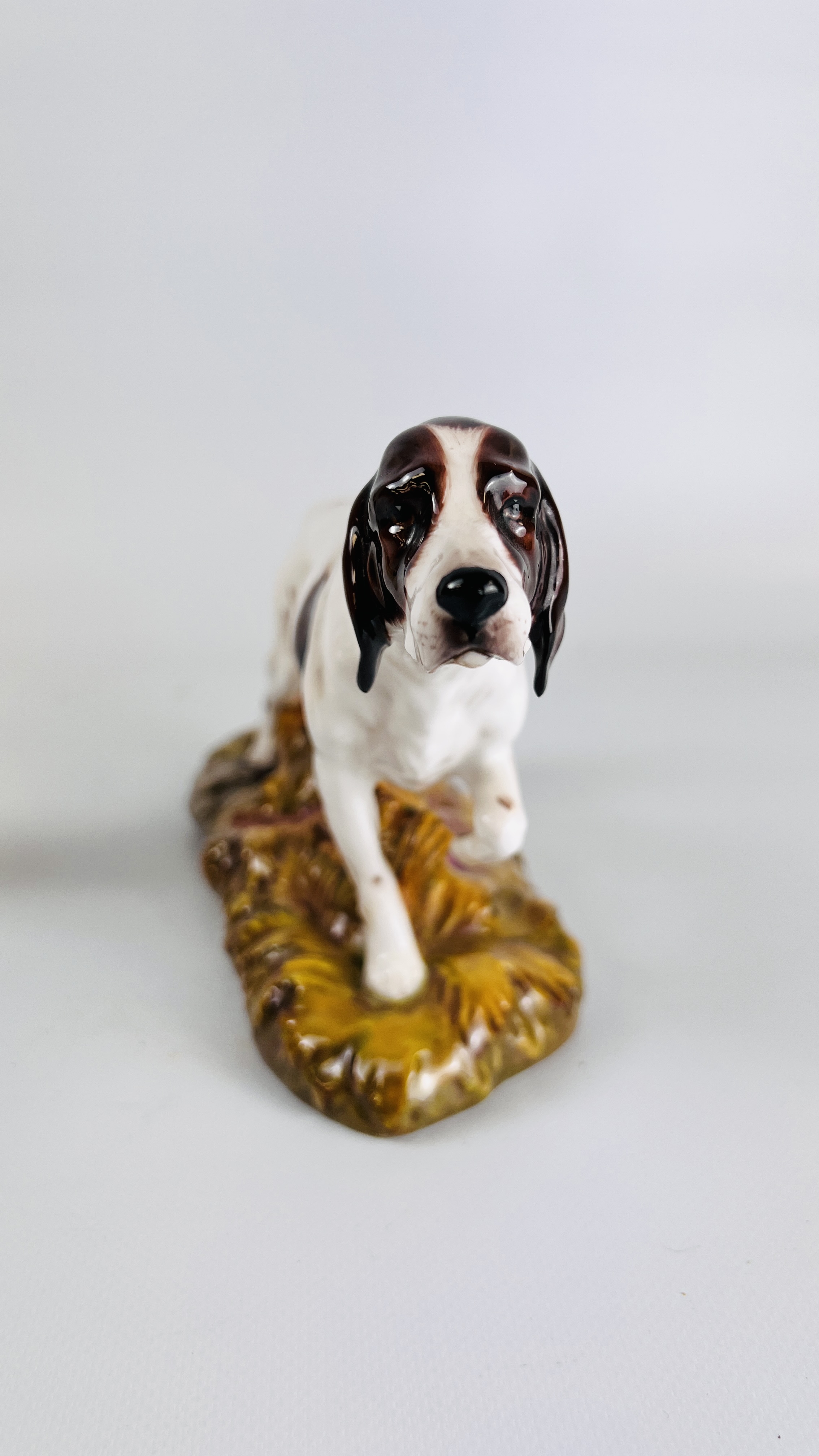 TWO ROYAL DOULTON DOG STUDIES TO INCLUDE AN ALSATIAN HN1116, L 20CM X H 15. - Image 3 of 15