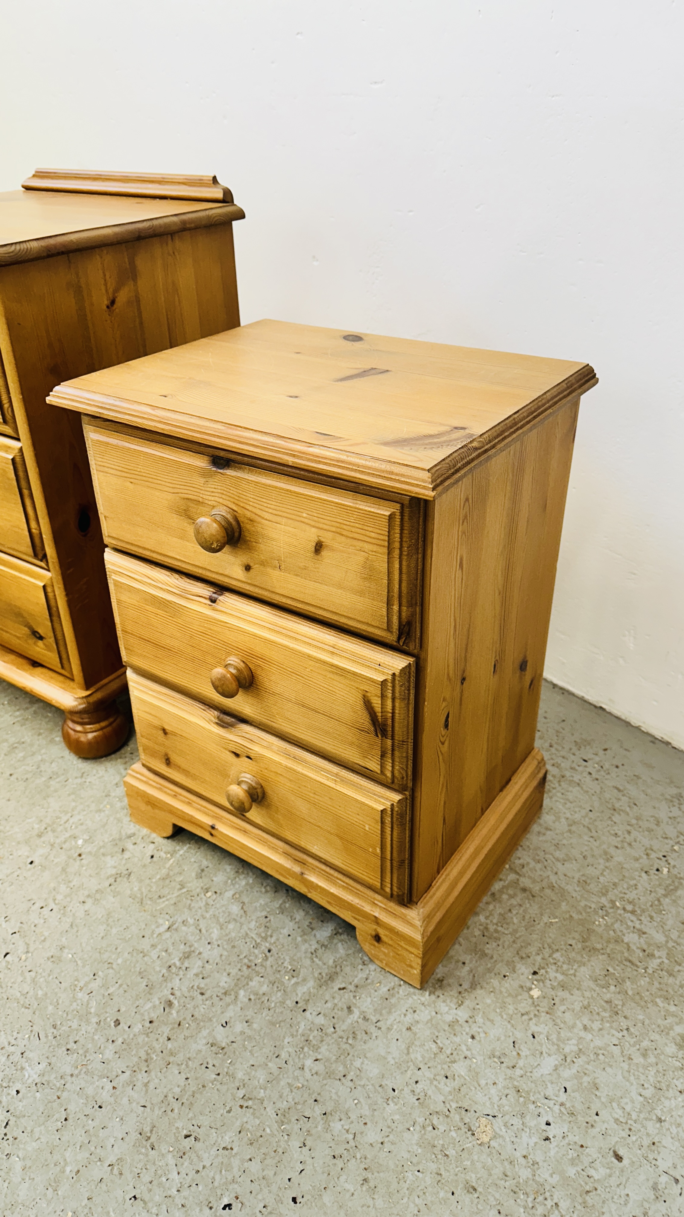 A HONEY PINE 3 DRAWER BEDSIDE CHEST ALONG WITH A FURTHER WAXED PINE EXAMPLE. - Image 3 of 7