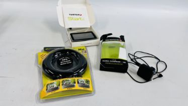 TOMTOM START 25 SAT NAV WITH ACCESSORIES AND BRACKETRON WINDSHIELD MOUNT - SOLD AS SEEN.