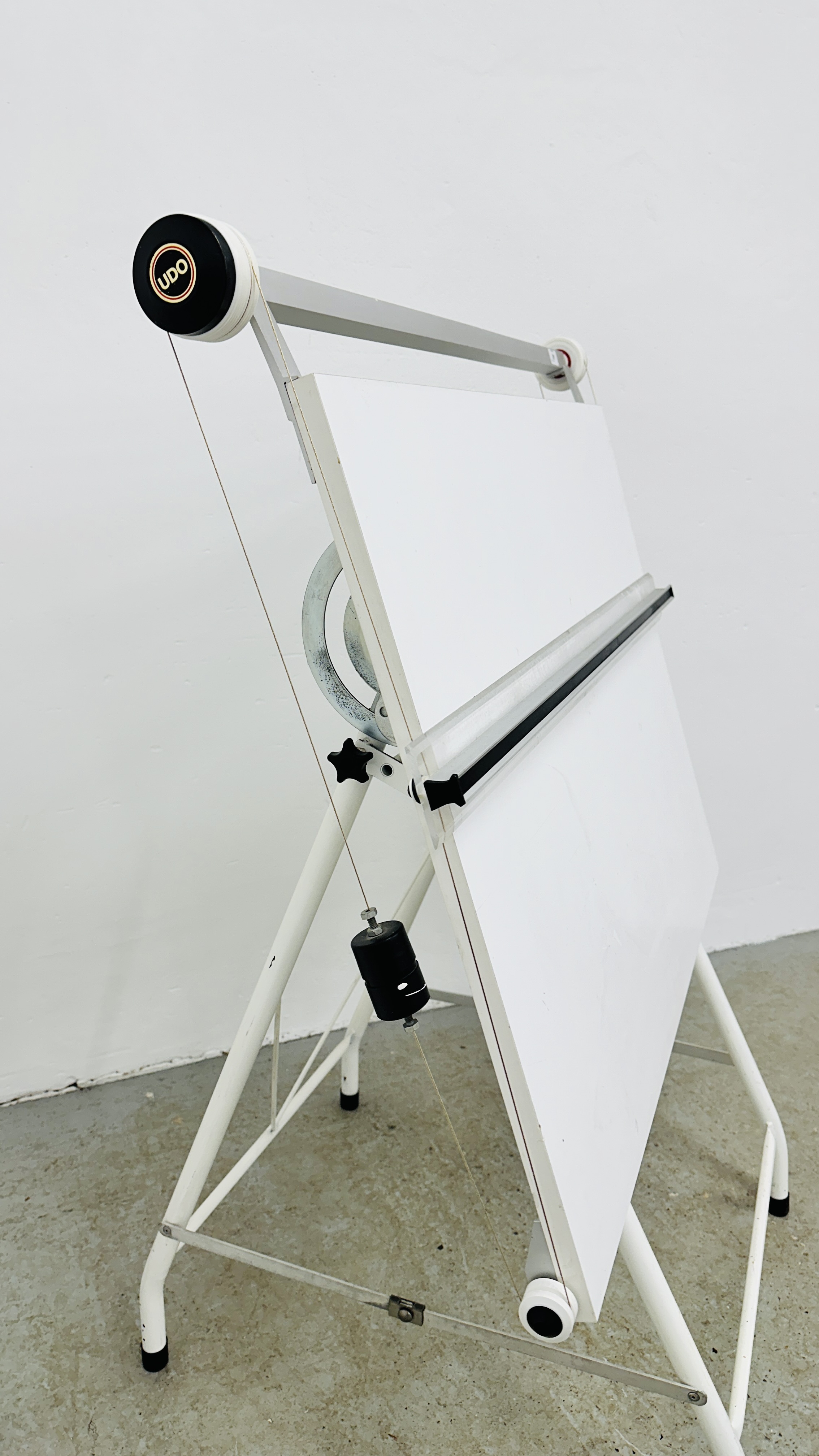 A MODERN ARCHITECT'S DRAWING BOARD WITH FOLDING STAND AND ONE FURTHER ARCHITECT'S TABLE TOP DRAWING - Image 6 of 8
