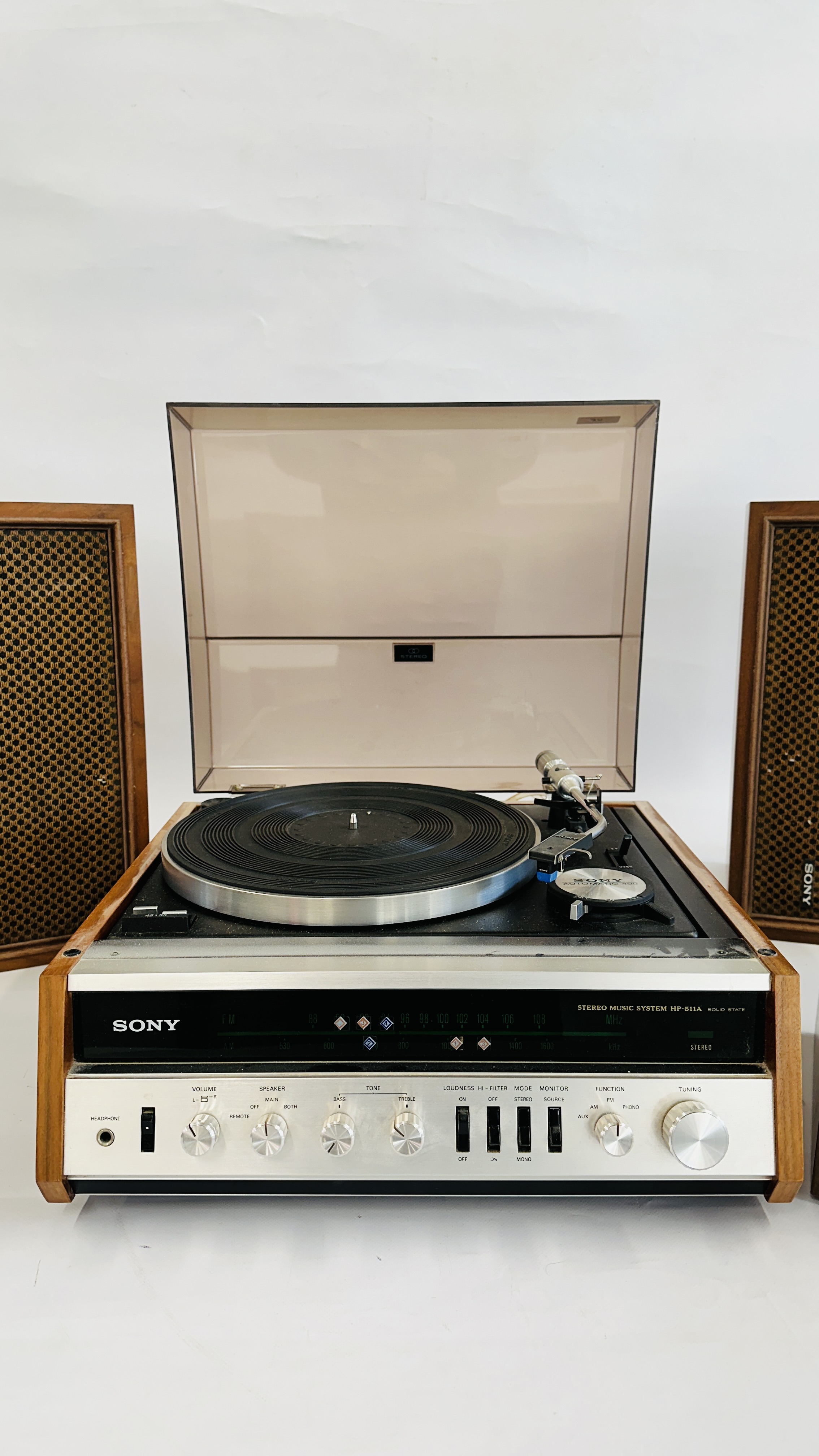 RETRO SONY STEREO MUSIC SYSTEM MODEL HP-511A COMPLETE WITH SONY SS-510 SPEAKER SYSTEM AND SONY - Image 3 of 9