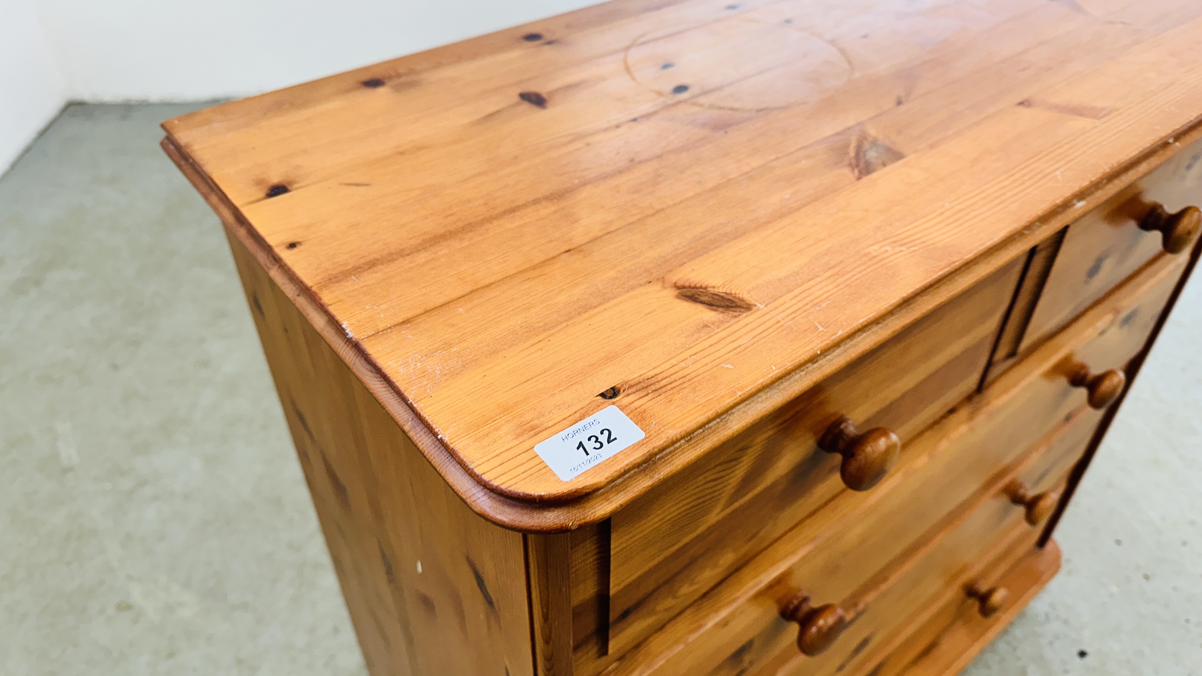 A GOOD QUALITY HONEY PINE 2 OVER 3 DRAWER CHEST, W 74CM X D 39CM X H 81CM. - Image 6 of 10