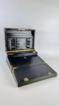 A VINTAGE LEATHER BOUND TRAVELLING WRITING SLOPE THE LOCK MARKED BRAMAN LONDON,