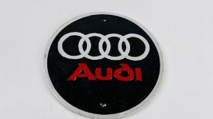 (R) ROUND AUDI PLAQUE