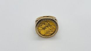 A 1925 22CT GOLD FULL SOVEREIGN SET IN A 9CT GOLD RING MOUNT.
