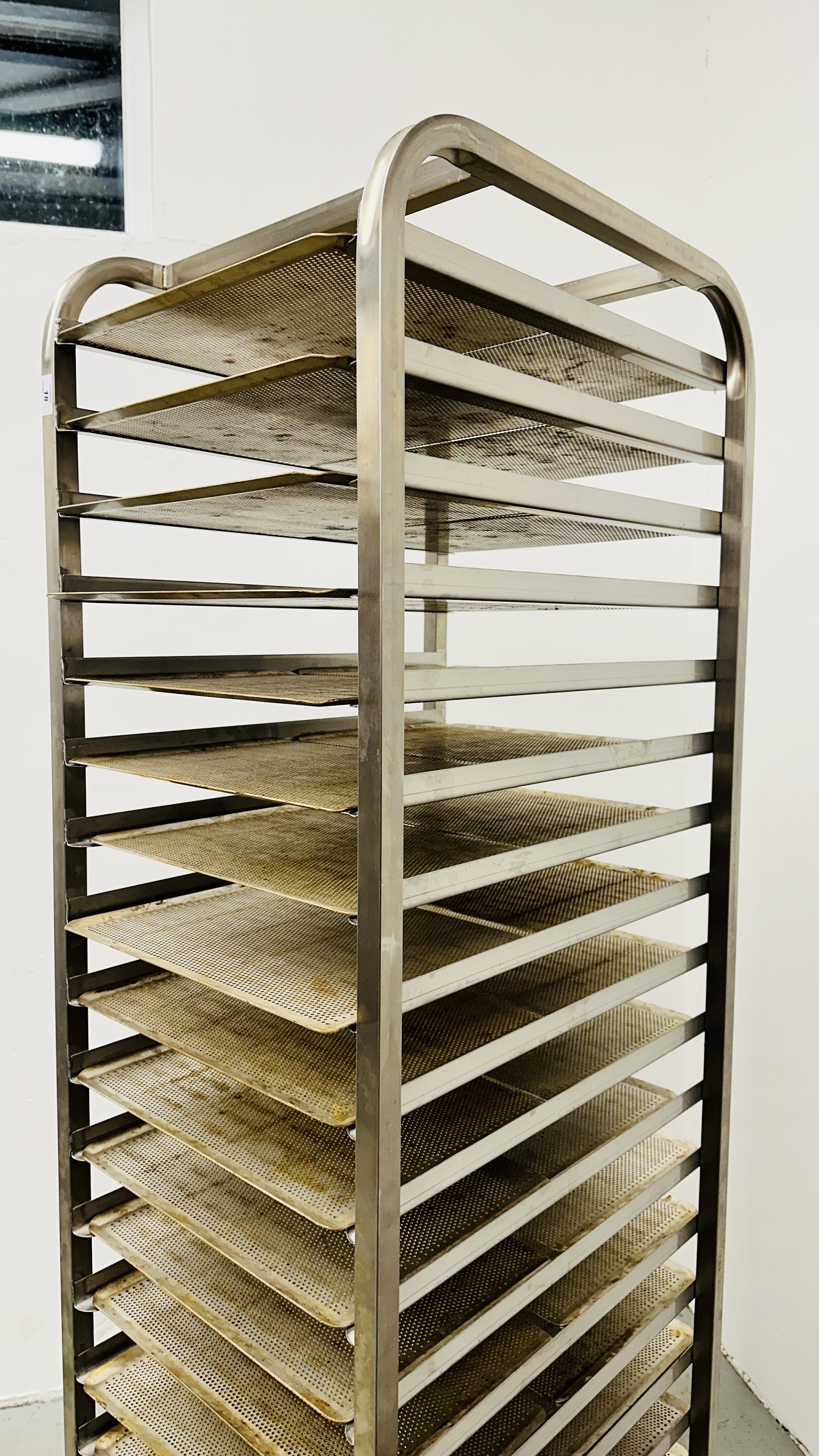 STAINLESS STEEL 20 TIER COMMERCIAL WHEELED BAKING TRAY RACK COMPLETE WITH TRAYS - HEIGHT 182CM. - Image 3 of 7