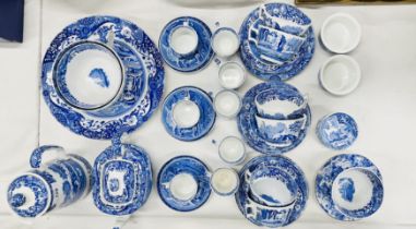 COLLECTION OF MIXED SPODE ITALIAN TEA WARE TO INCLUDE COFFEE POT, TEA POT, COFFEE CANS, SAUCERS,