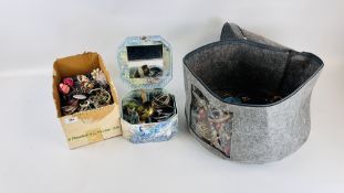 3 X BOXES CONTAINING AN EXTENSIVE COLLECTION OF ASSORTED COSTUME JEWELLERY, BEADS,