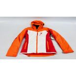 AN AS NEW ROXY DRY FLIGHT TECHNOLOGY SKI COAT, XS.