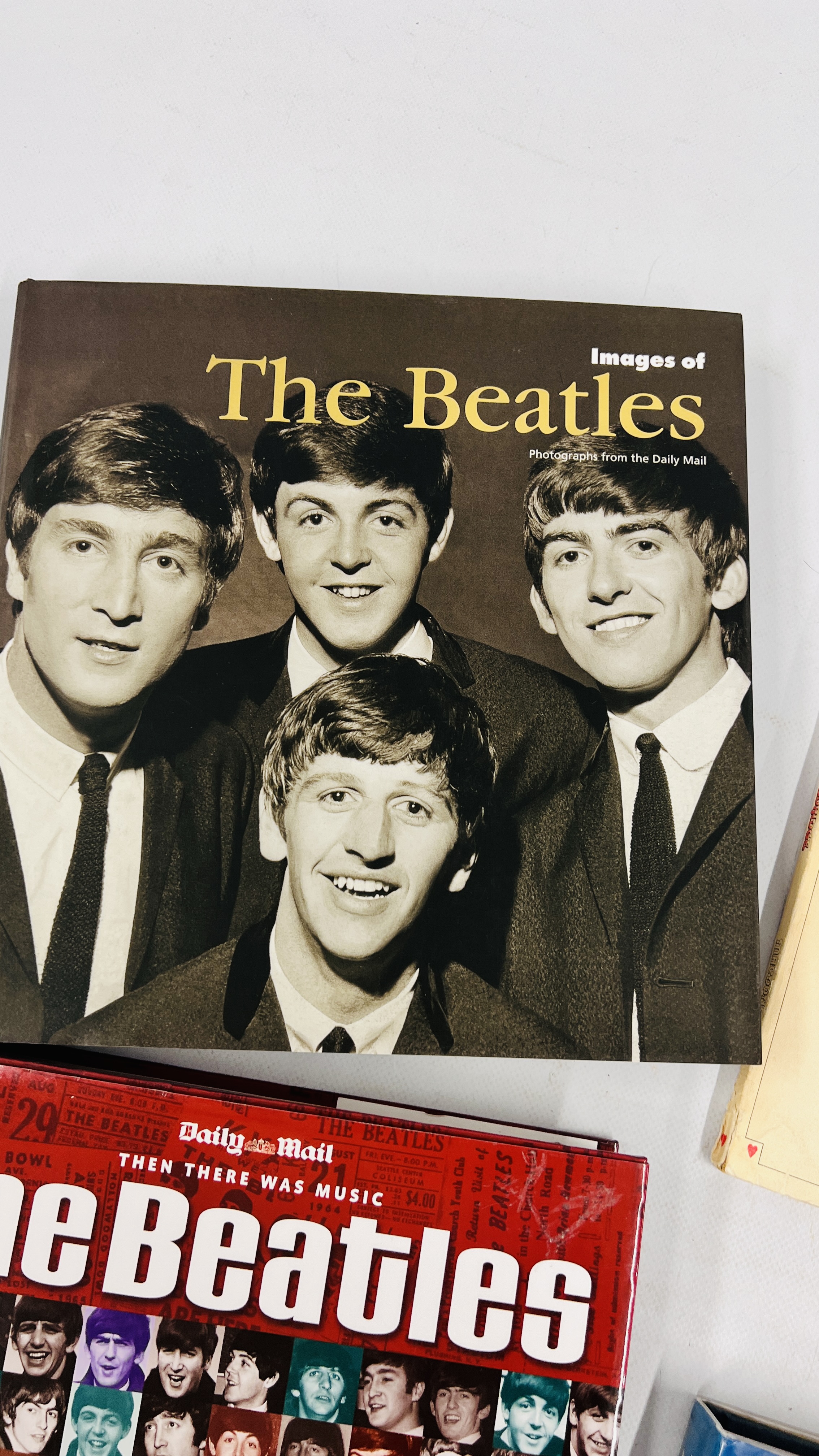 5 X HARDBACK BEATLES BOOKS - "IMAGES OF THE BEATLES", "THE BEATLES ALBUM", JULIA DELANO, - Image 6 of 7