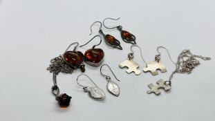 TWO PAIRS OF SILVER AND AMBER SET EARRINGS AND PENDANT NECKLACE,