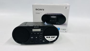 SONY D.A.B. PLUS PORTABLE DIGITAL RADIO CD PLAYER - SOLD AS SEEN.