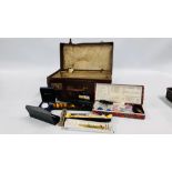VINTAGE SUITCASES AND CONTENTS TO INCLUDE 2 X MINIATURE GILT PHOTO FRAMES,