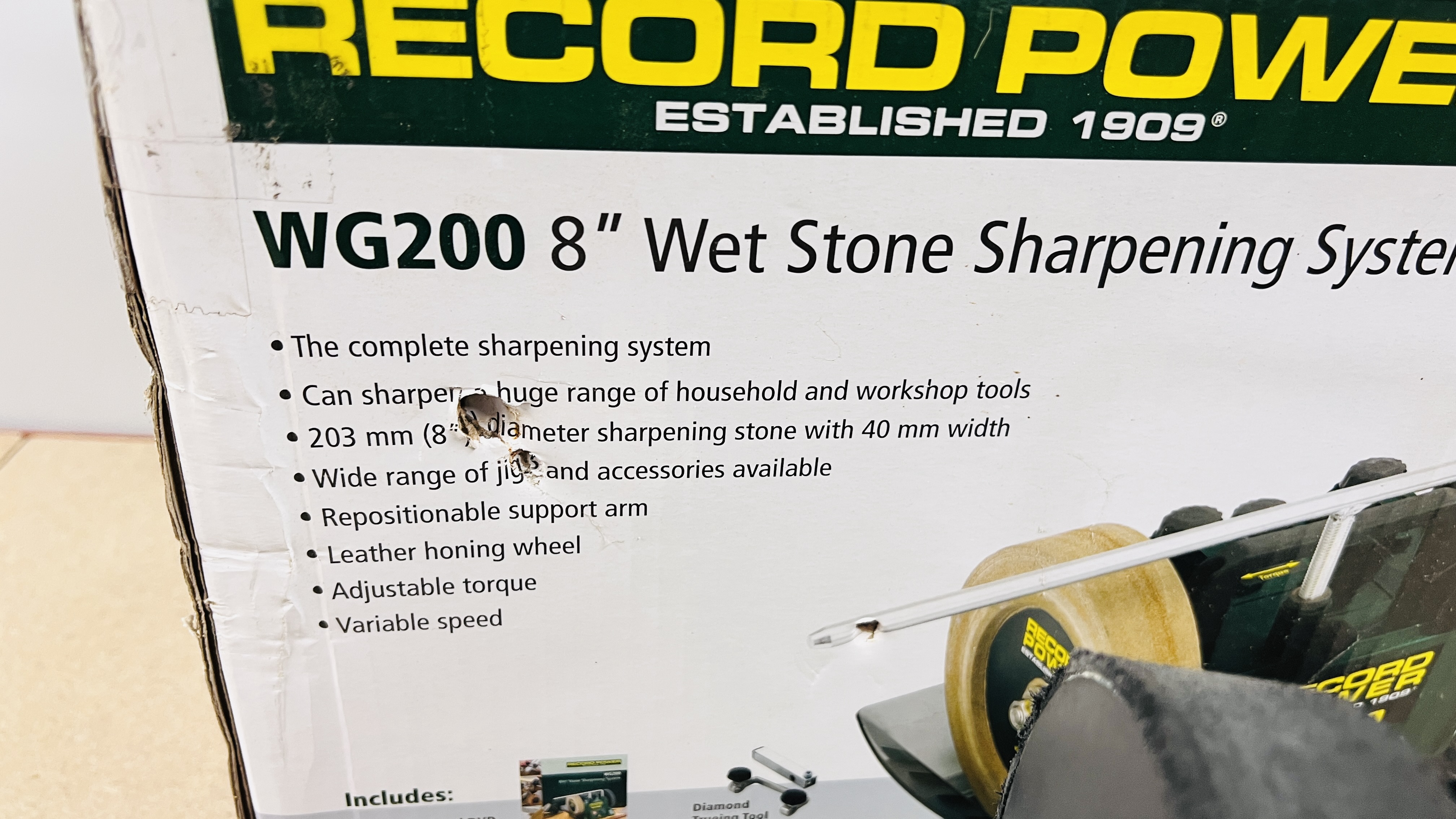 RECORD POWER WG200 8" WET STONE SHARPENING SYSTEM (WITH BOX) - SOLD AS SEEN. - Image 3 of 3