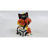 A LORNA BAILEY COLLECTORS CAT WITH PRESENT, BEARING SIGNATURE H 11CM.