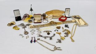 A BOX CONTAINING COSTUME JEWELLERY, SCENT BOTTLES, BELT, HAIR COMBS ETC.