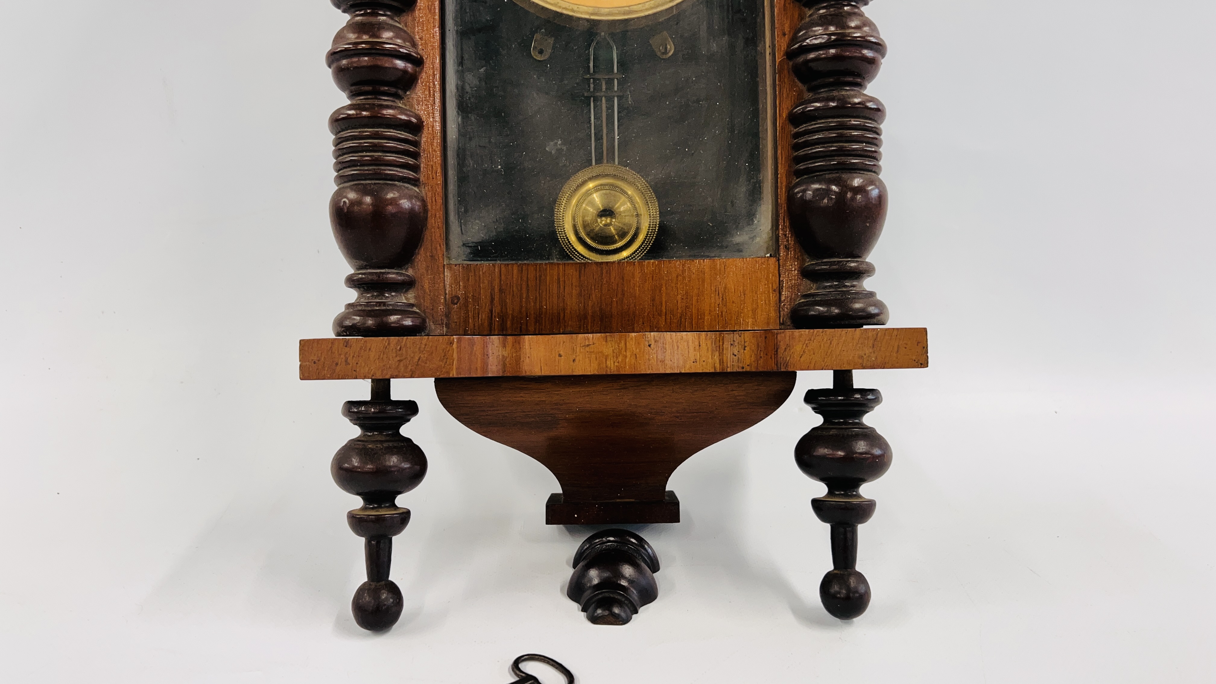 A MAHOGANY CASED WALL CLOCK. - Image 5 of 7