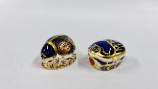 A ROYAL CROWN DERBY MILLENIUM BUG PAPERWEIGHT,