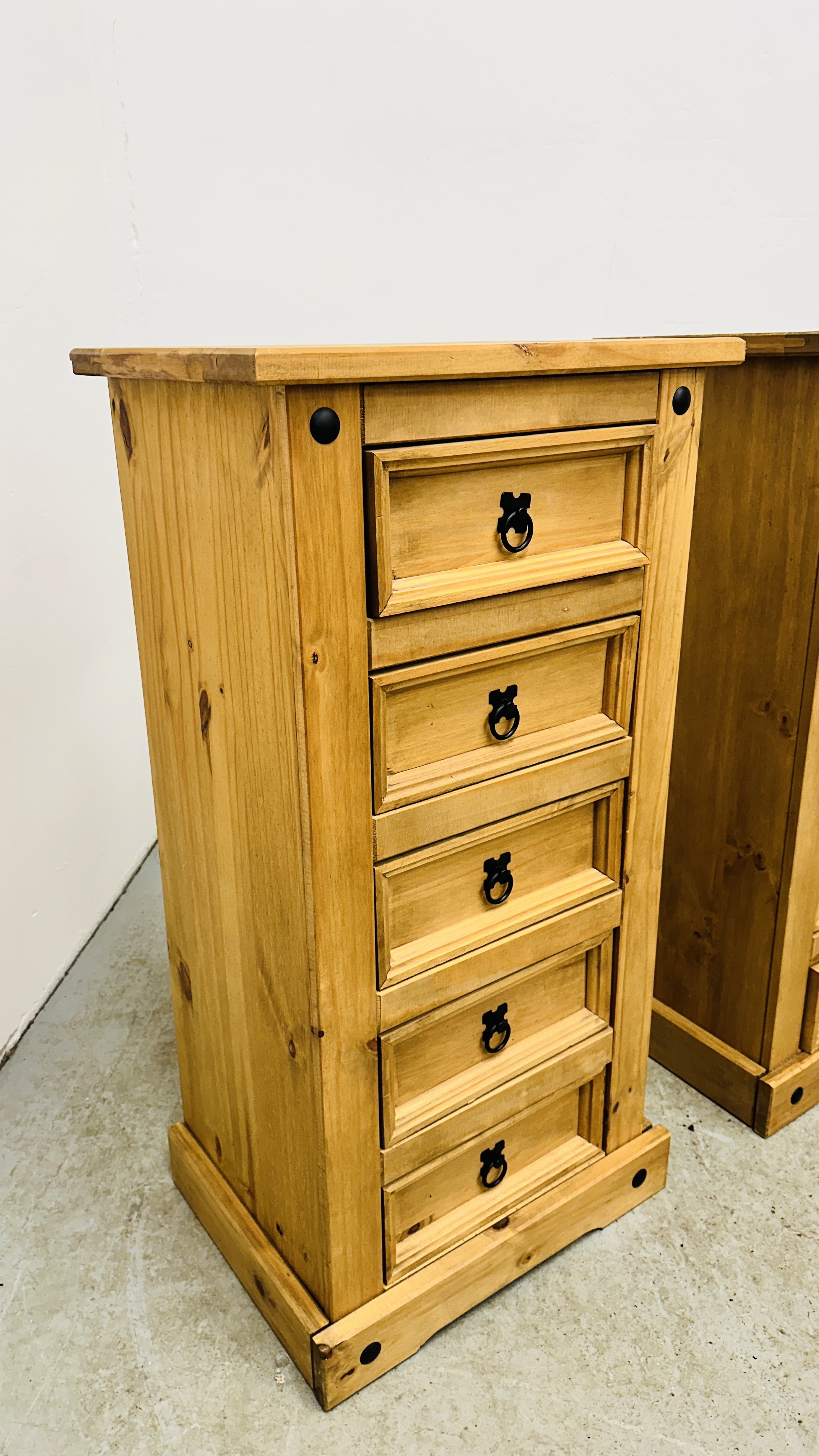 A PAIR OF FIVE DRAWER MEXICAN PINE "CORONA" TOWER CHESTS. - Image 8 of 9