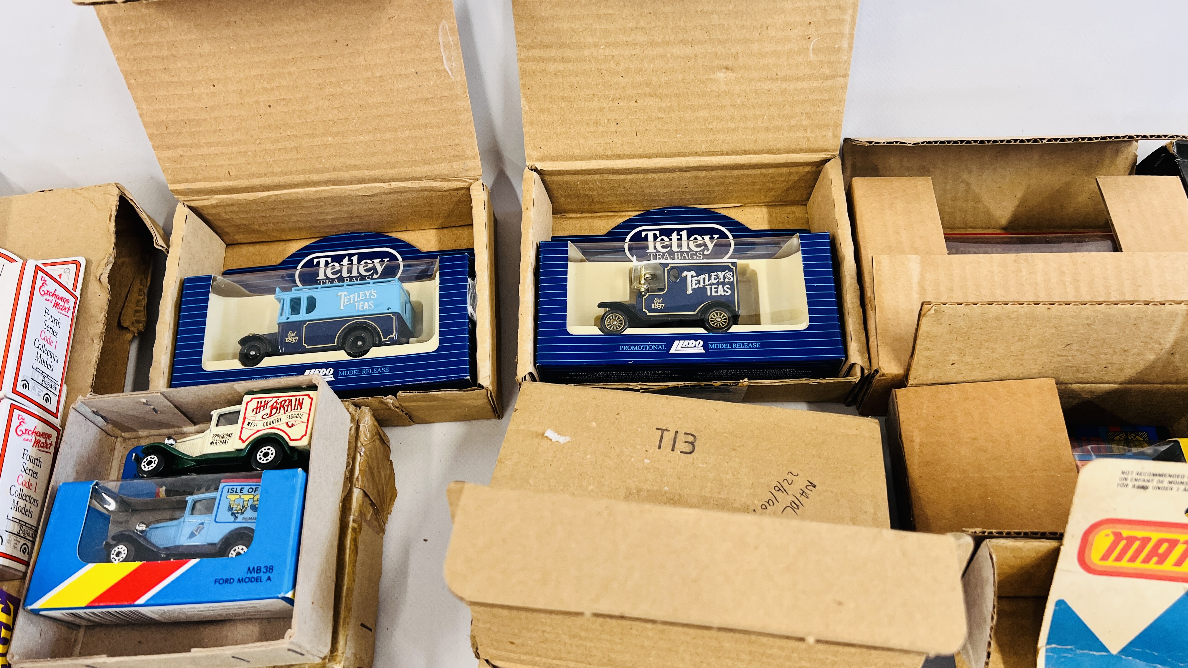 LARGE COLLECTION BOXED DIE-CAST VEHICLES INCLUDING LLEDO. - Image 8 of 9