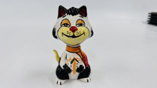 A LORNA BAILEY COLLECTORS CAT WITH PRESENT, BEARING SIGNATURE H 12.5CM.