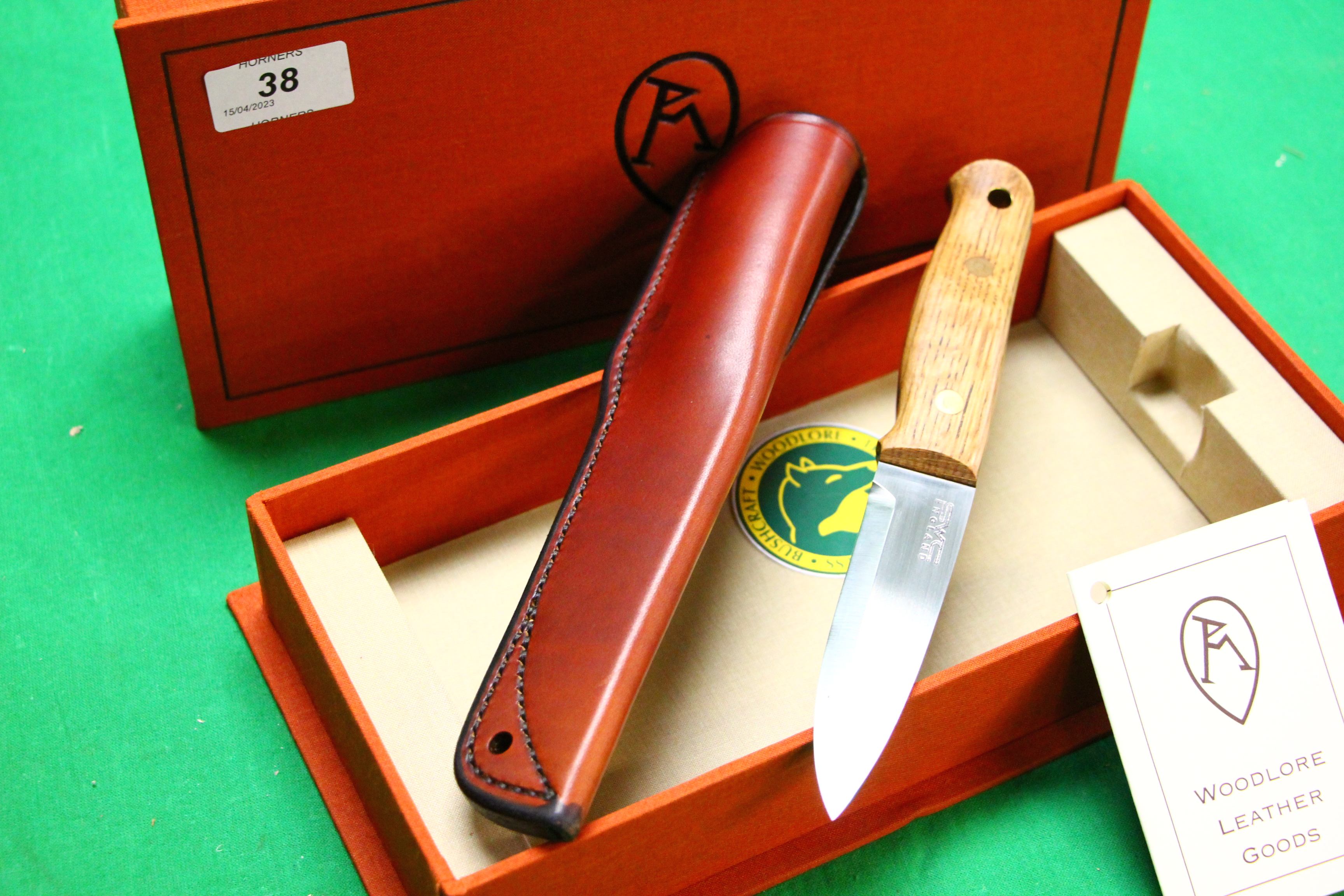 A RAY MEARS BUSHCRAFT KNIFE IN LEATHER SHEATH COMPLETE WITH ORIGINAL PRESENTATION BOX AND - Image 6 of 9