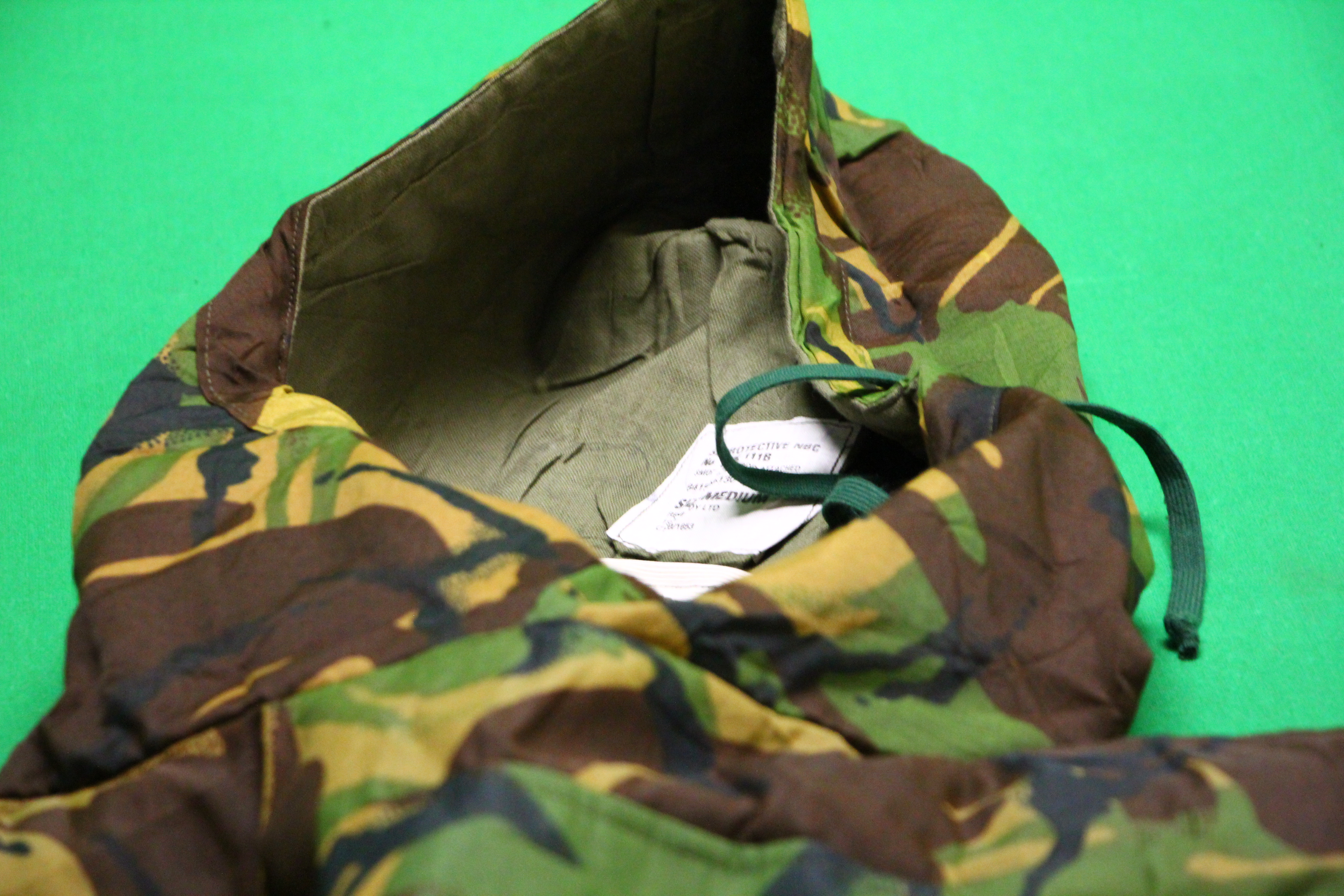 AS NEW CAMOFLAGE CLOTHING TO INCLUDE JACKET, TROUSERS, - Image 3 of 8