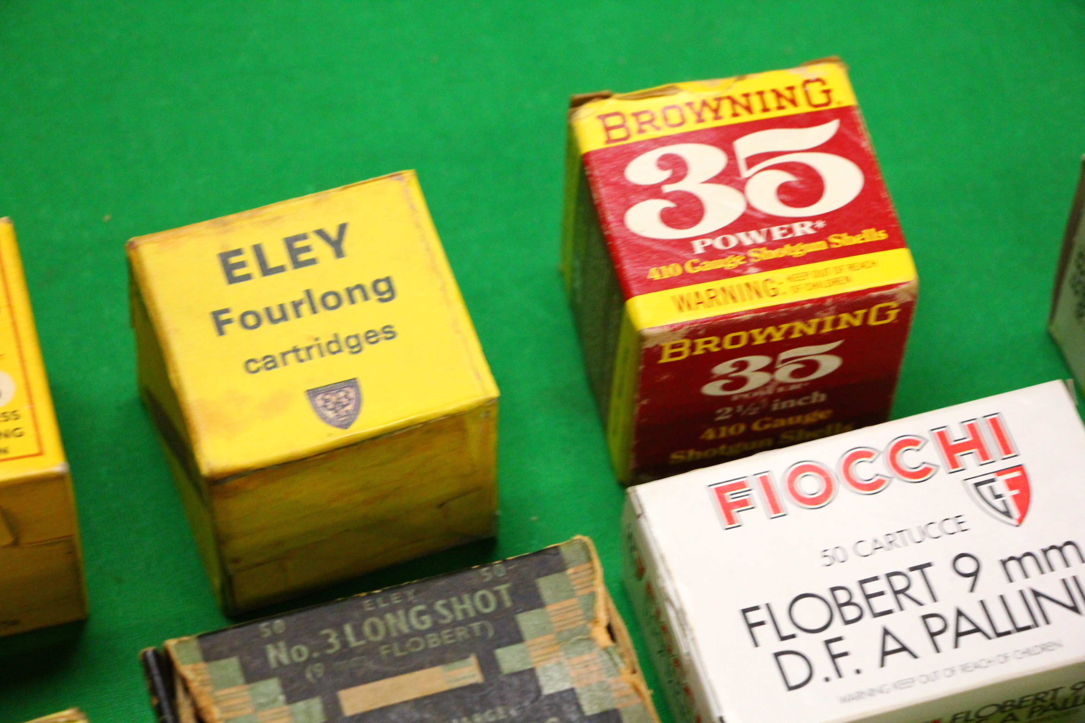 AN ASSORTMENT OF MIXED GAUGE CARTRIDGES TO INCLUDE ELEY, FIOCCHI, SELLIER & BELLOT, TOPMARK, - Image 6 of 14
