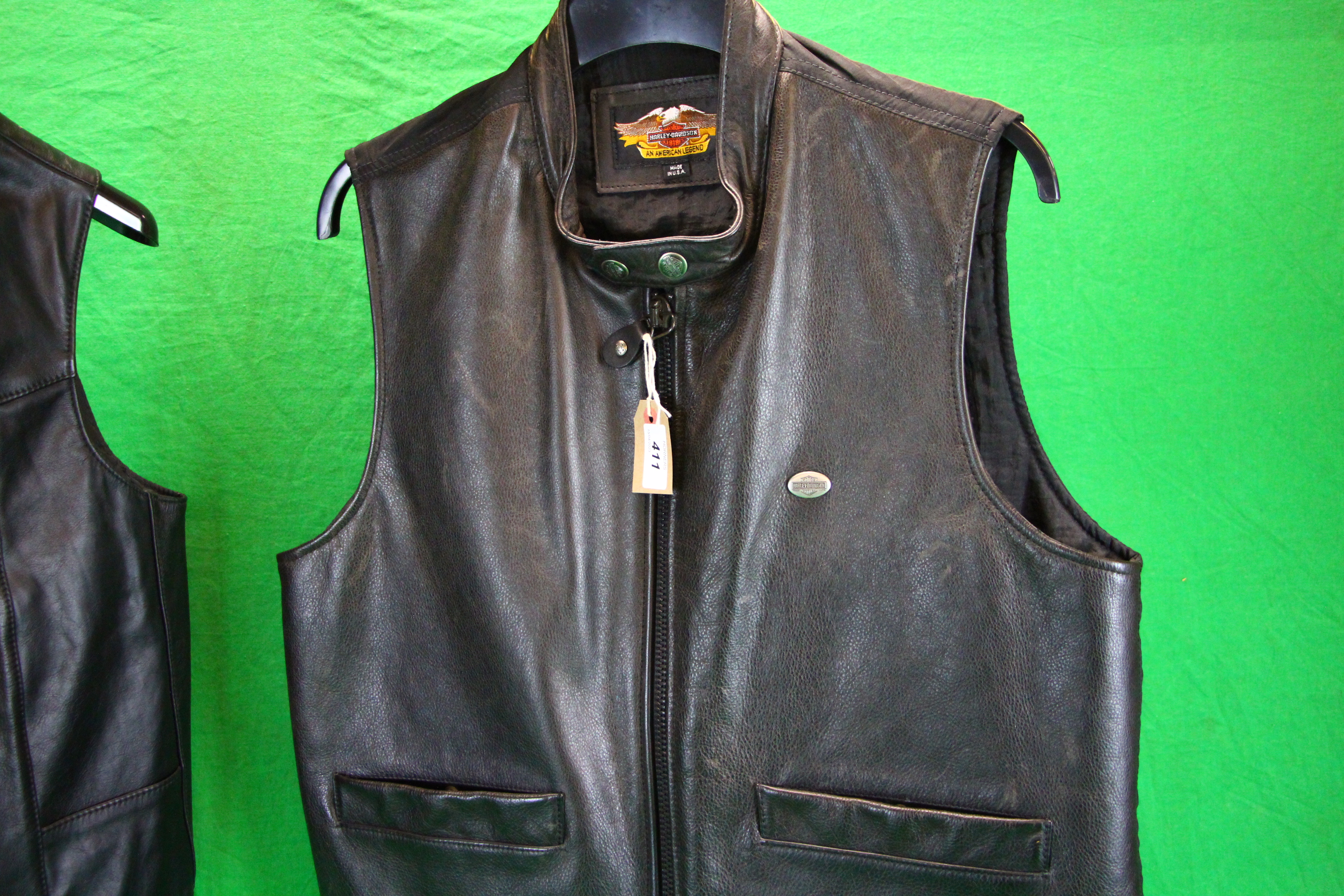 2 X HARLEY DAVIDSON BLACK LEATHER WAIST COATS SIZE L AND SIZE S - Image 3 of 6