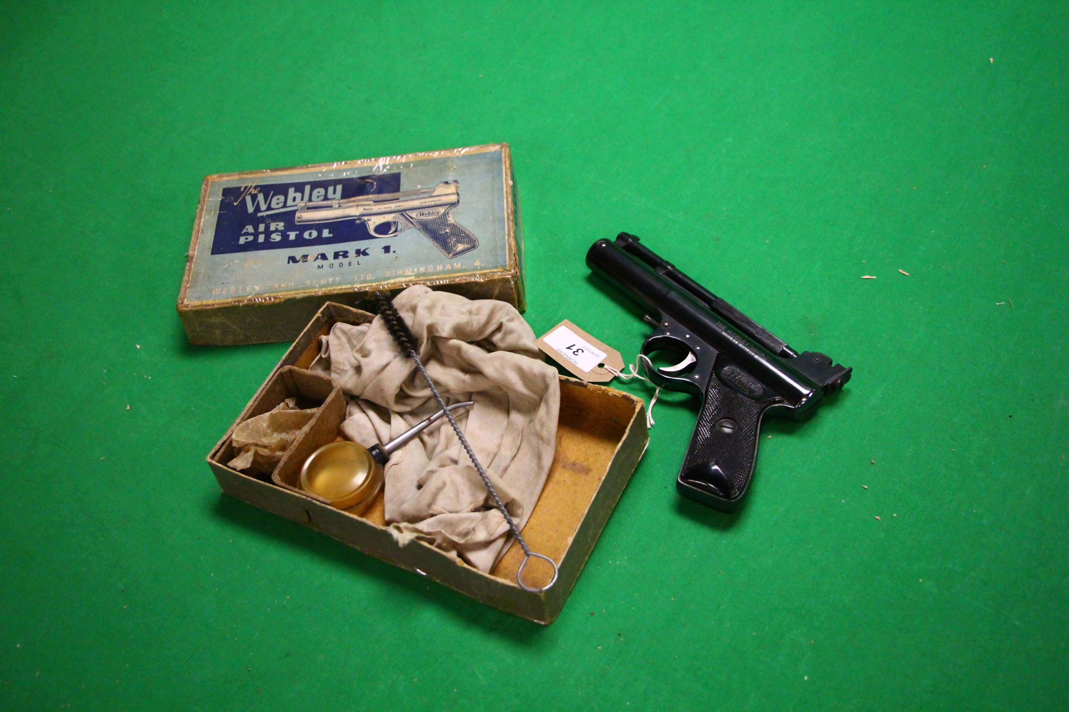 A BOXED "THE WEBLEY" MARK 1 AIR PISTOL COMPLETE WITH ORIGINAL BOX, - Image 10 of 16