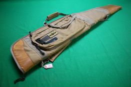 A GOOD QUALITY QUICKSLIP 54 GREEN GUN BAG