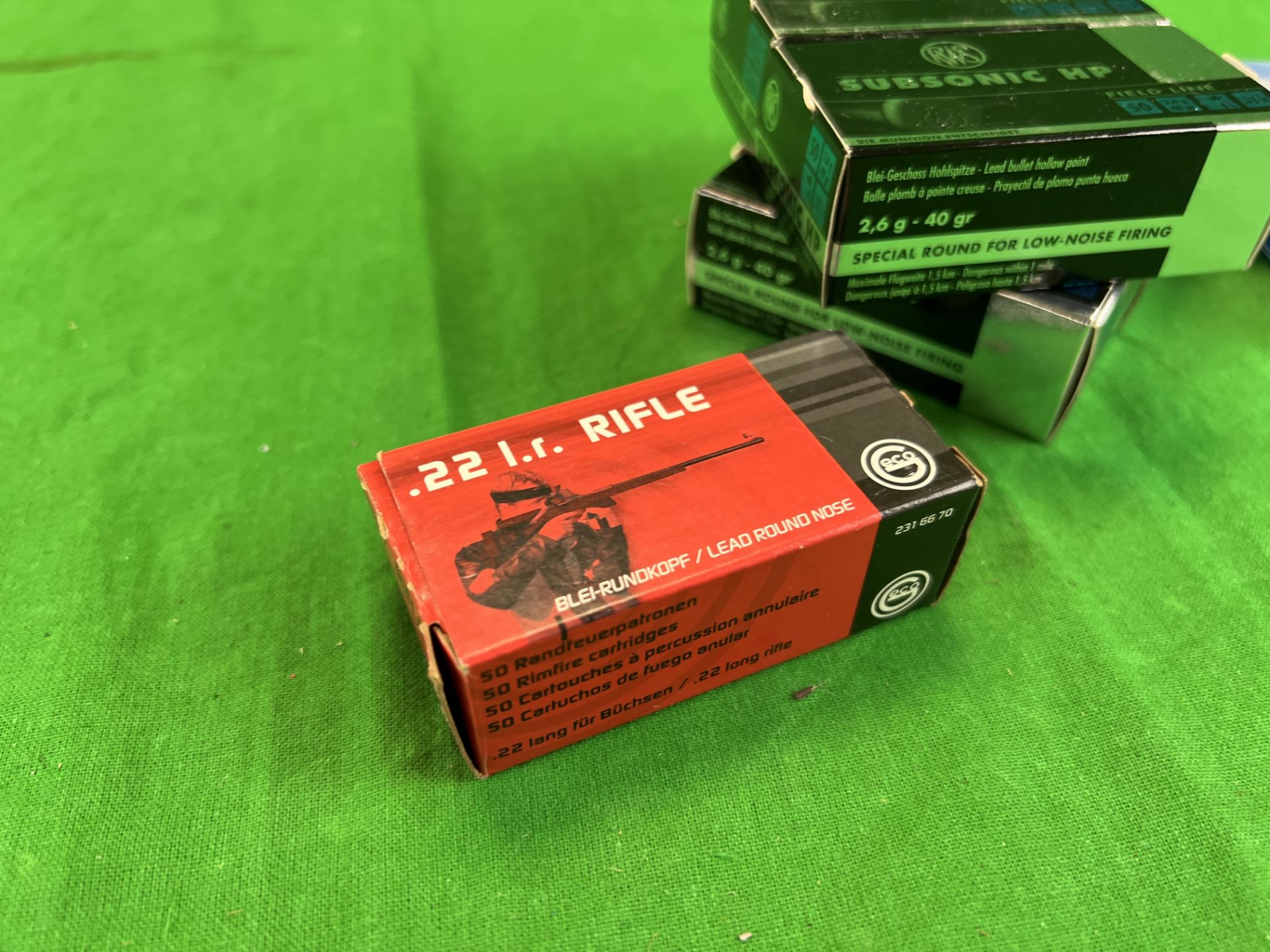 350 ROUNDS OF .22 RIFLE AMMUNITION TO INCLUDE 50 ROUNDS ECO 2. - Image 4 of 5