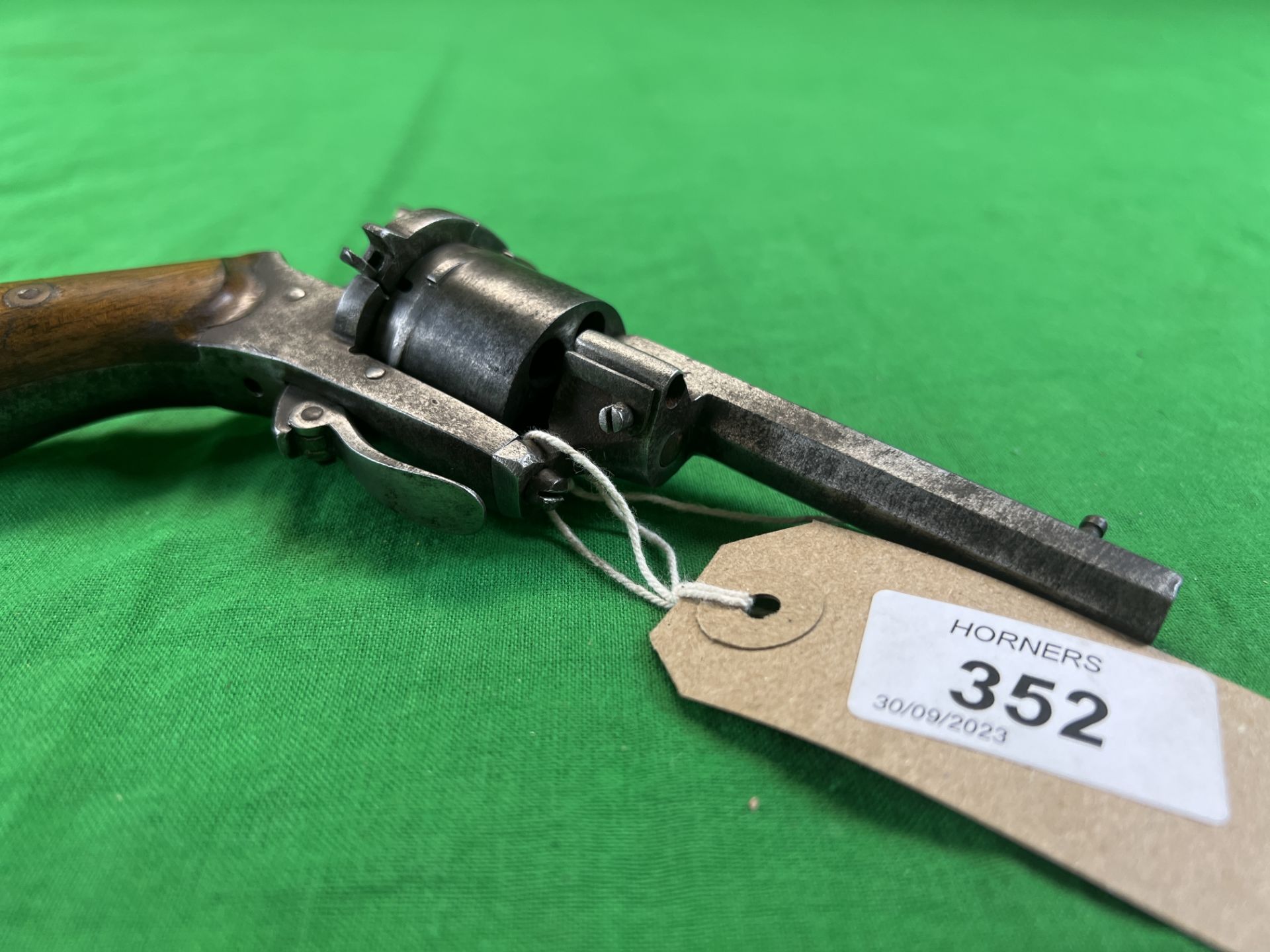 ANTIQUE 6 SHOT PIN FIRE REVOLVER - COLLECTORS ITEM ONLY - NO POSTAGE OR PACKING AVAILABLE - Image 6 of 8