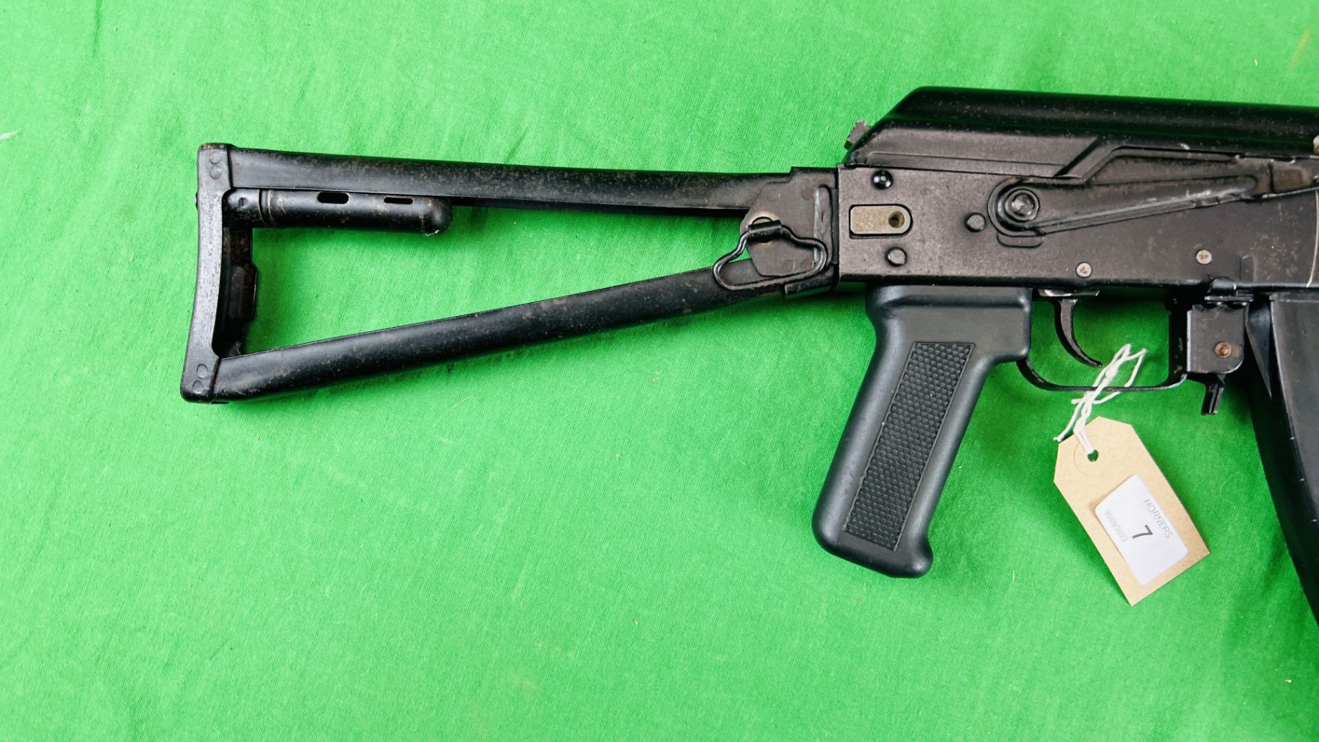 A VINTAGE YUNKER 3 STEEL BODIED .177 Co2 BB AIR GUN 5. - Image 3 of 7