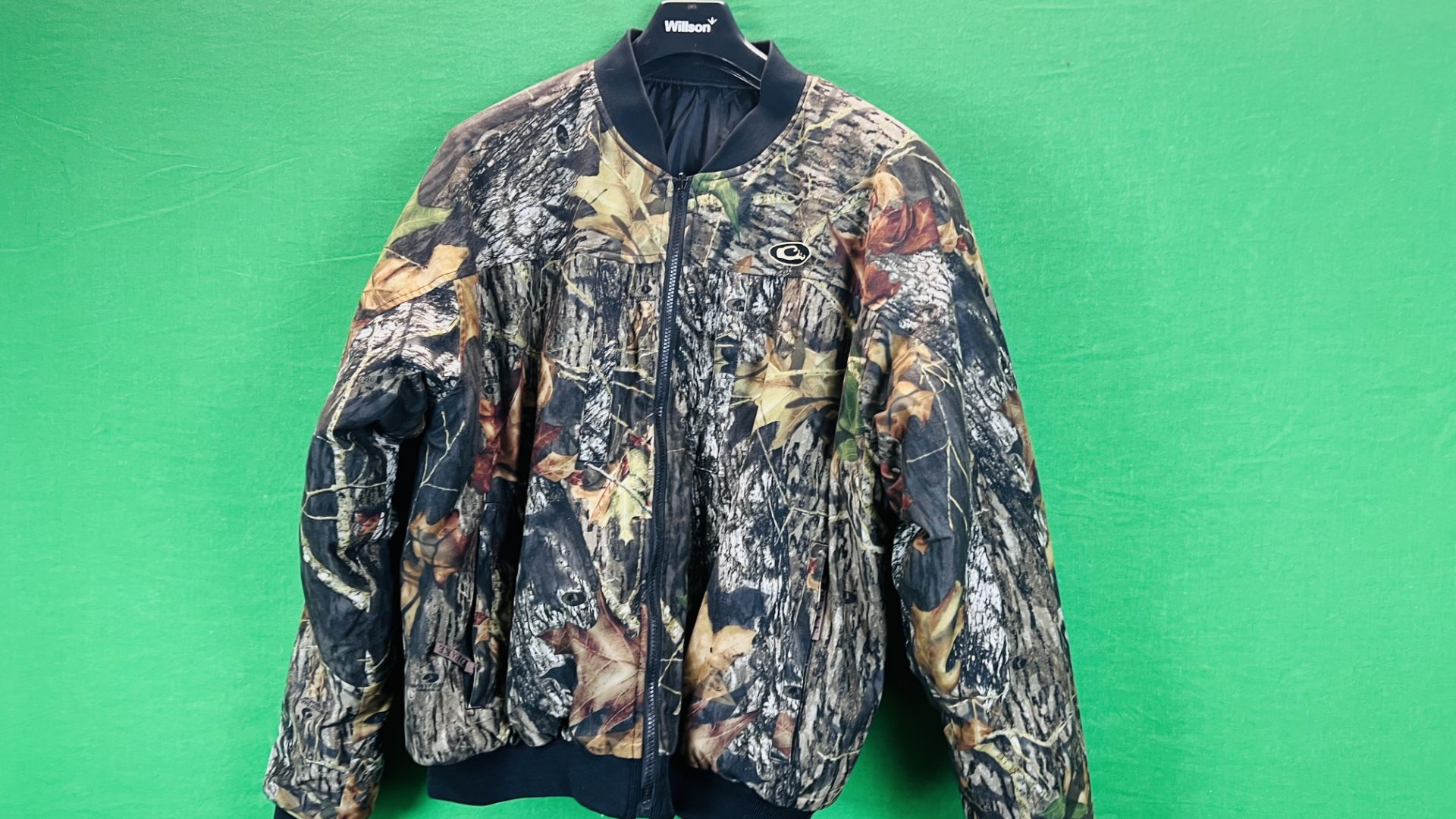 THREE PIECES OF DRAKE CAMO CLOTHNG TO INCLUDE HOODED SHOOTING JACKET, - Image 3 of 4