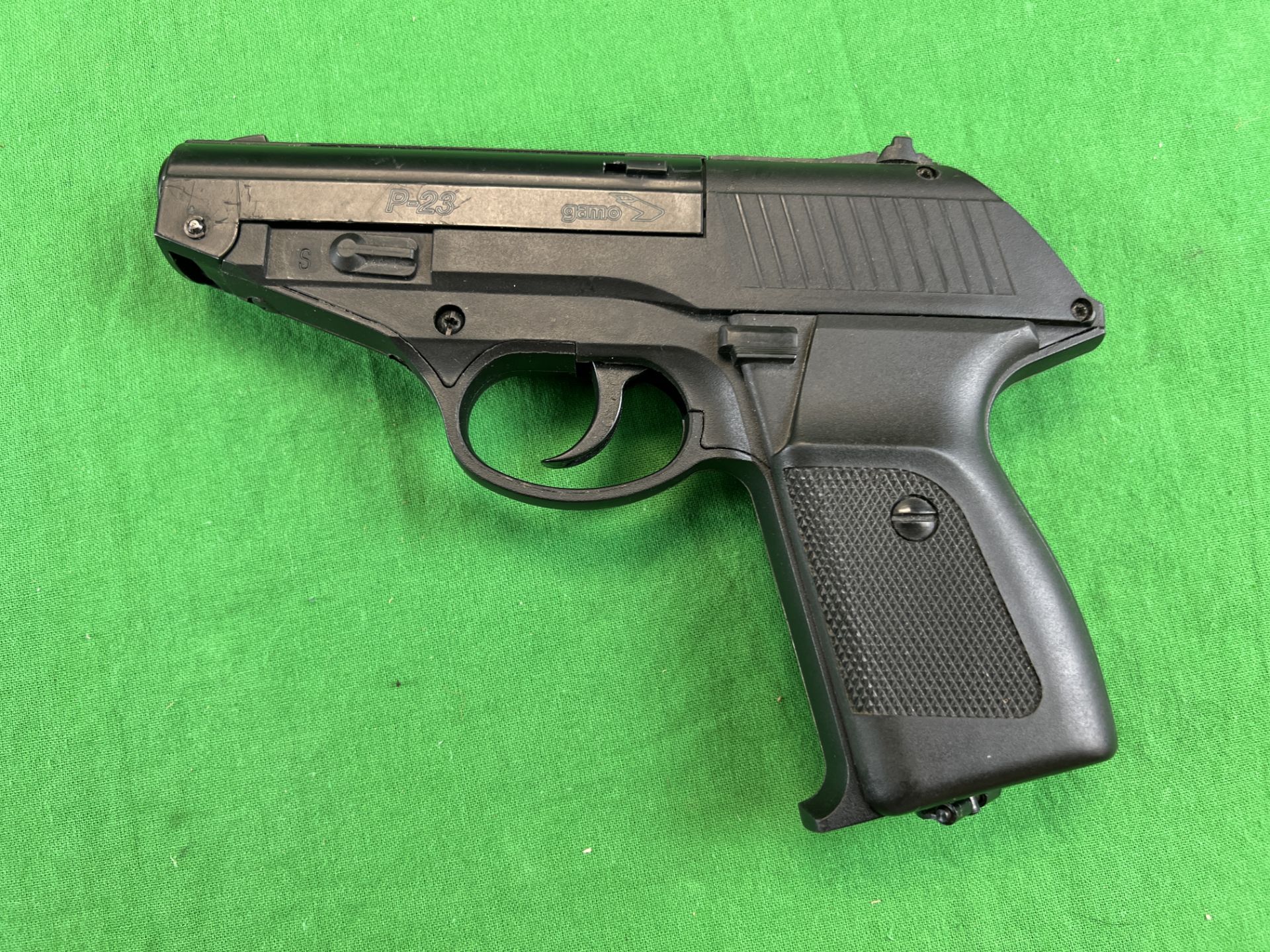 GAMO P23 Co2 . - Image 2 of 5